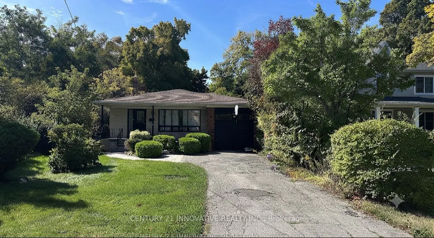 18 Larwood Boulevard