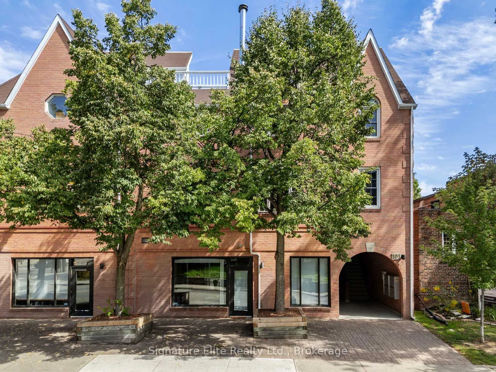 101 Glen Manor Drive #13