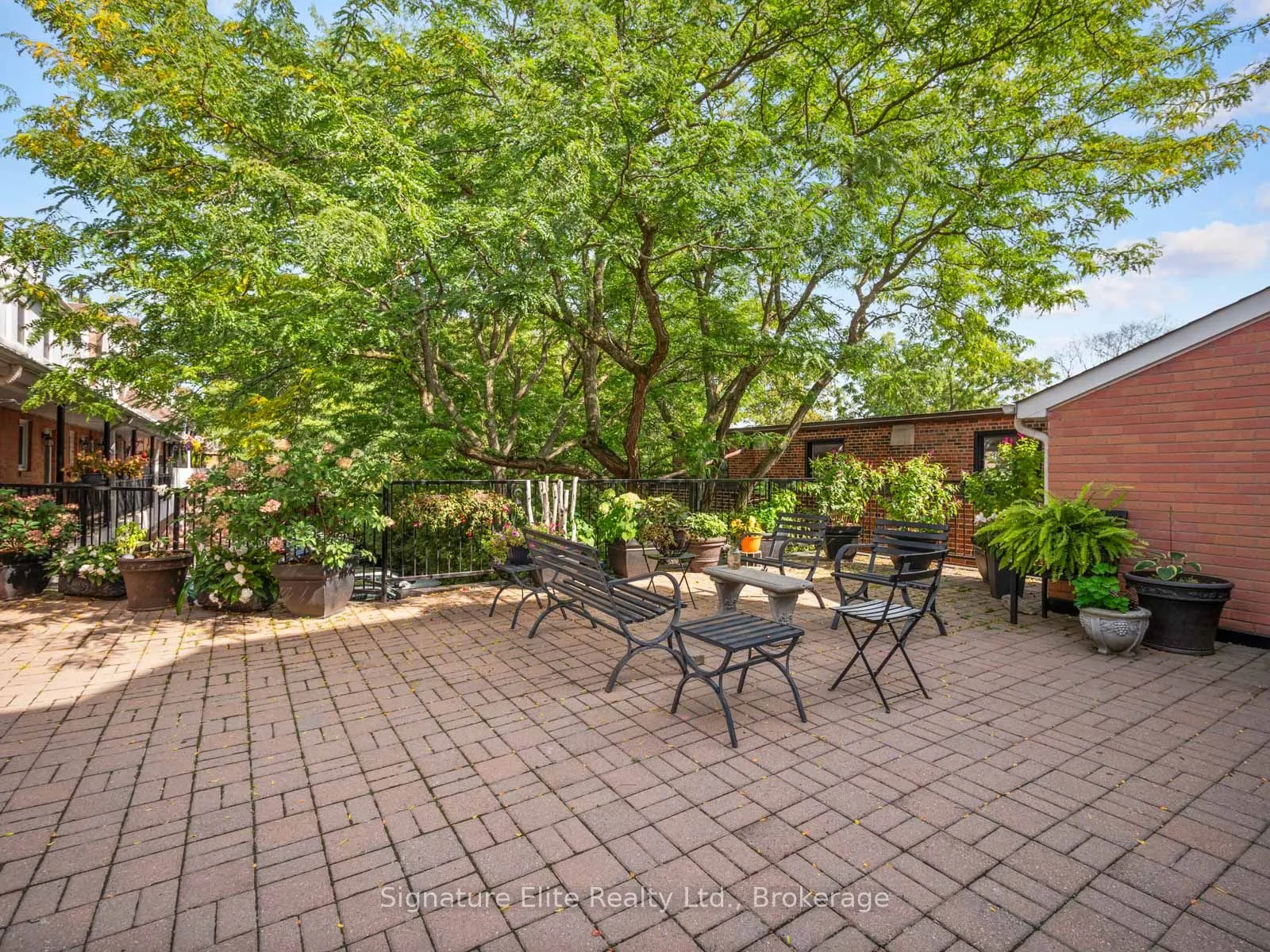 101 Glen Manor Drive #13