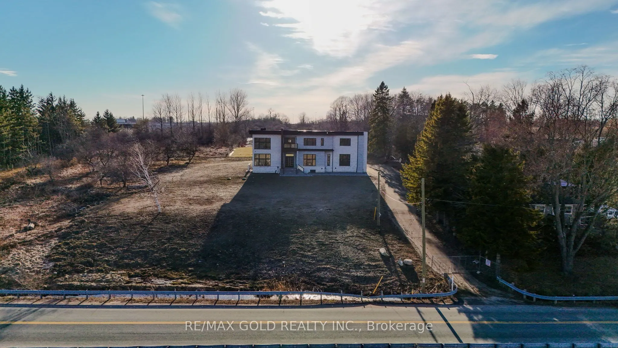 6540 Coronation Road