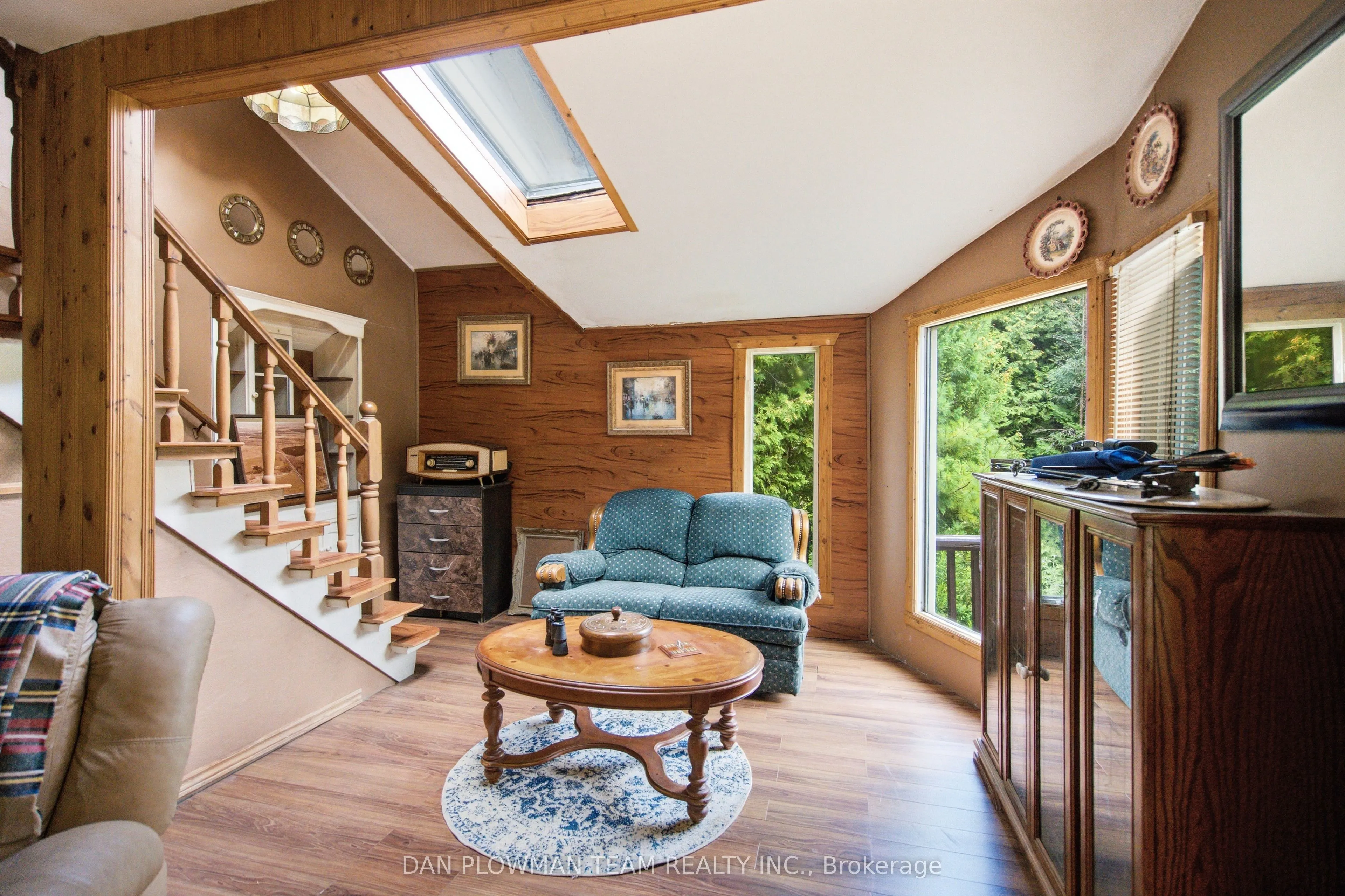 6458 Gibbs Road