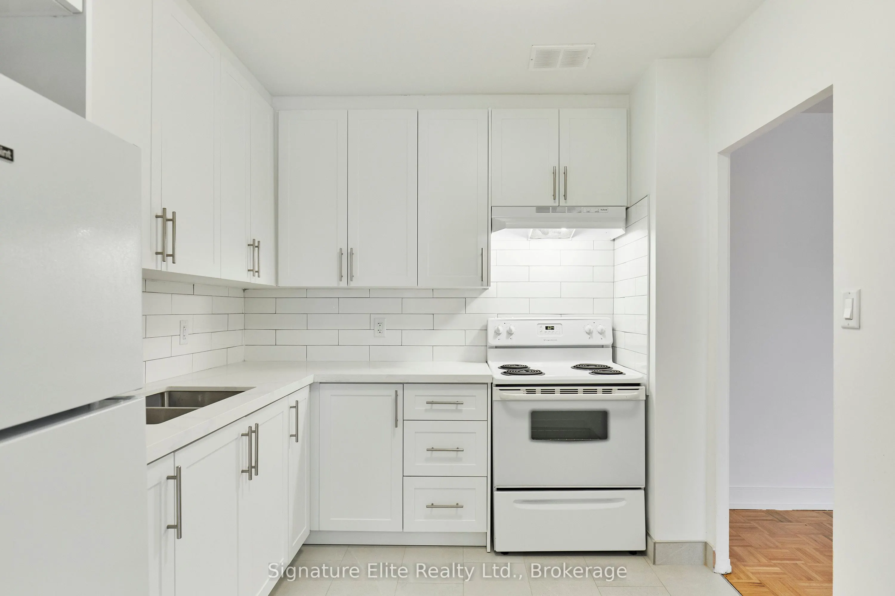 71 Guildwood Parkway #324