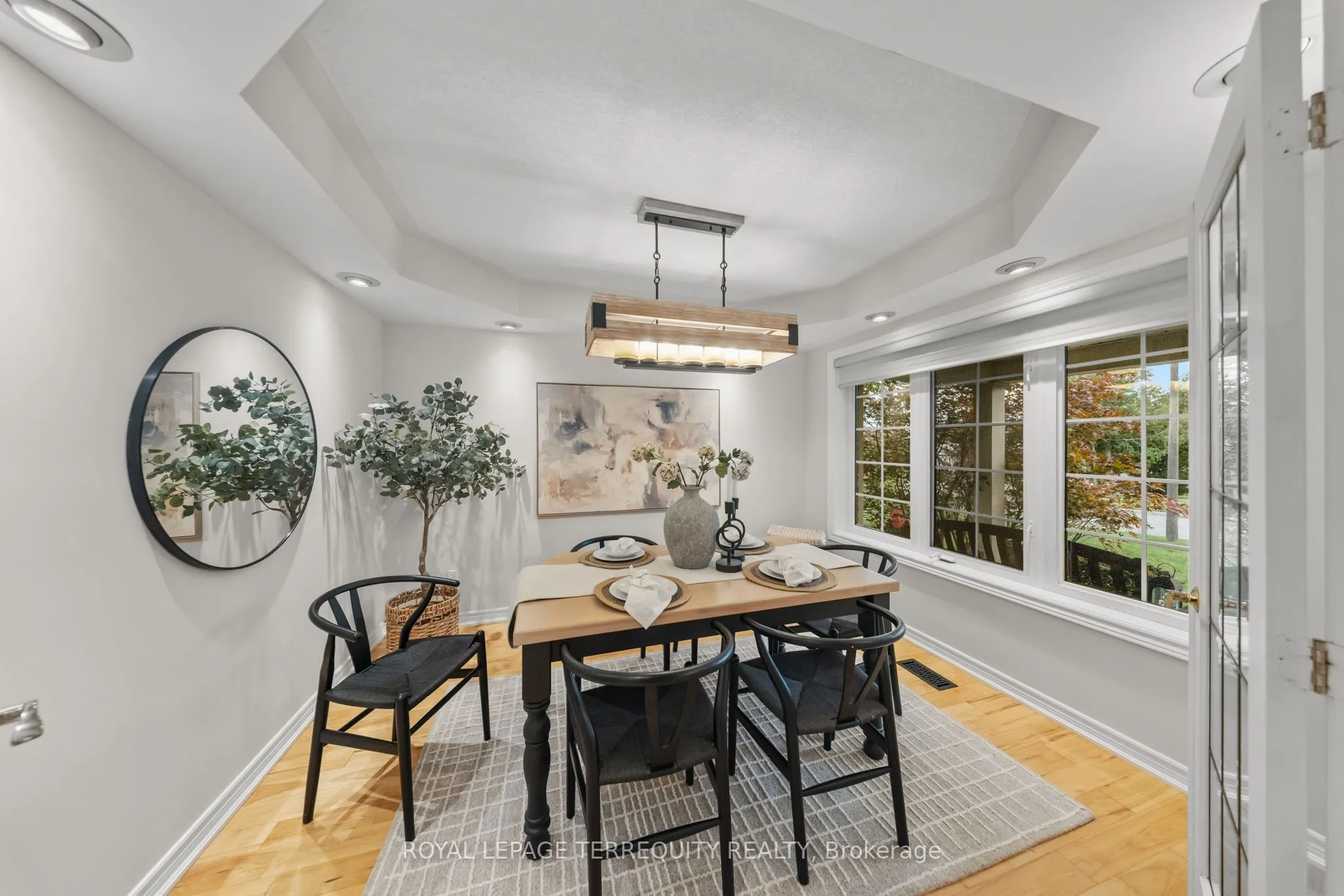 611 Capilano Crescent