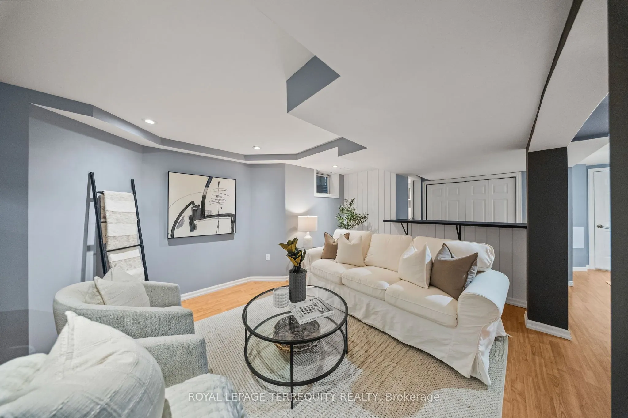 611 Capilano Crescent