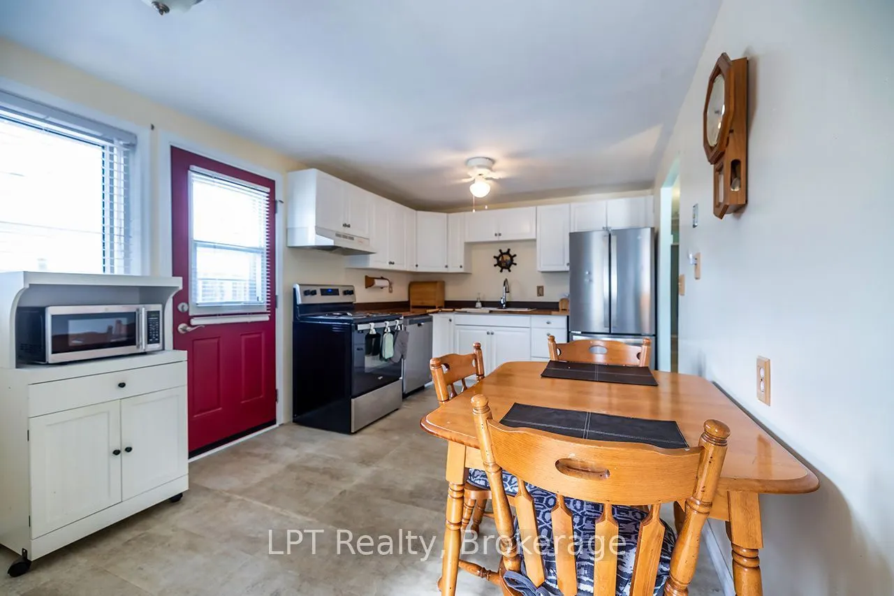 745 Grandview Drive