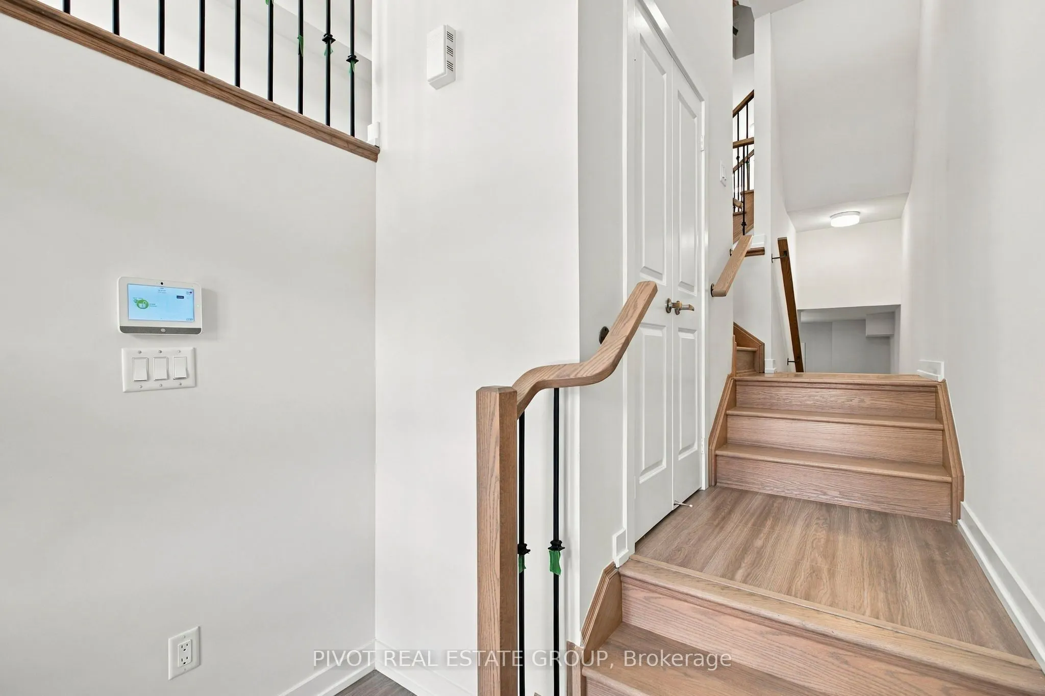 26 Observatory Way