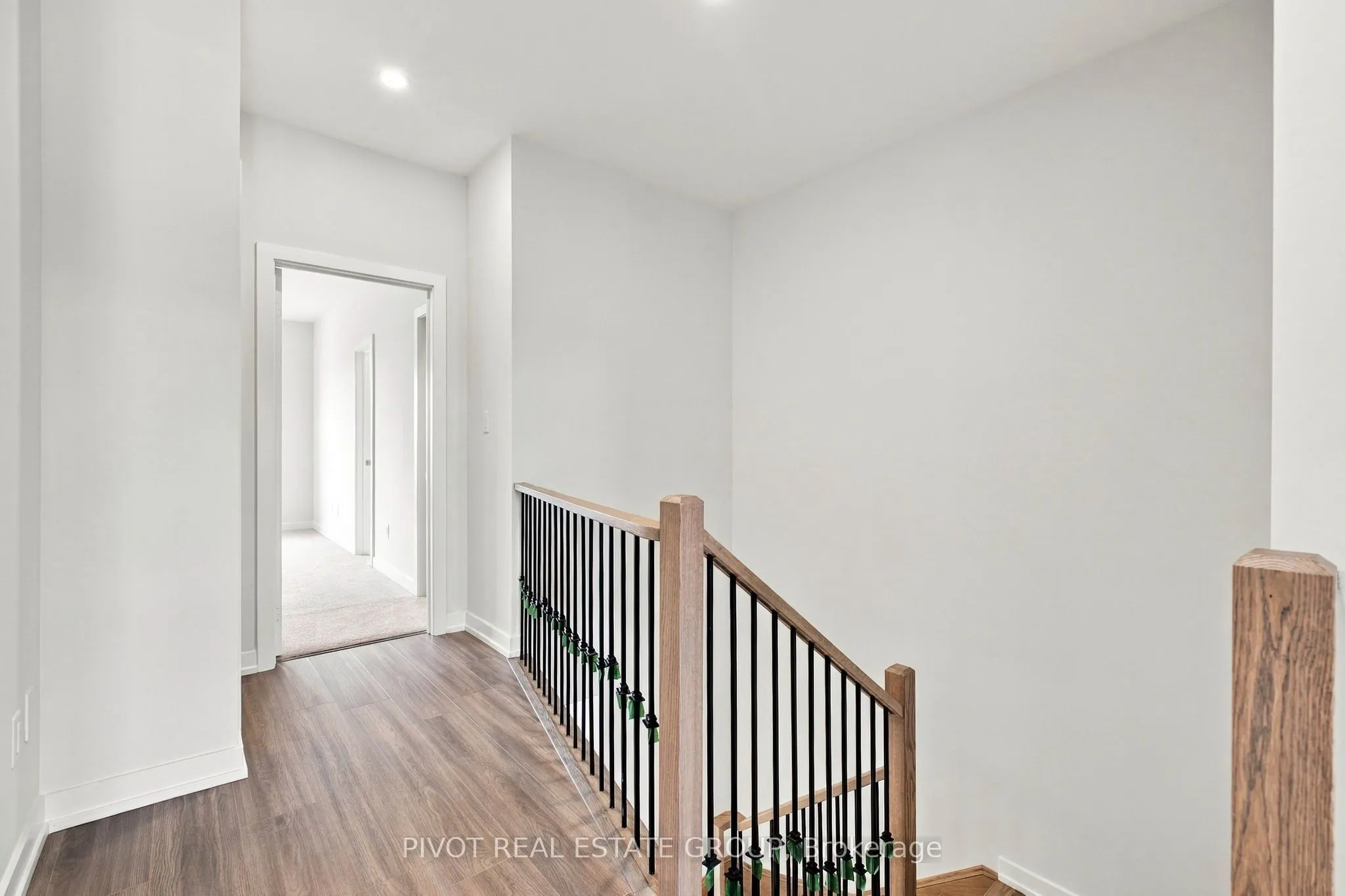 26 Observatory Way