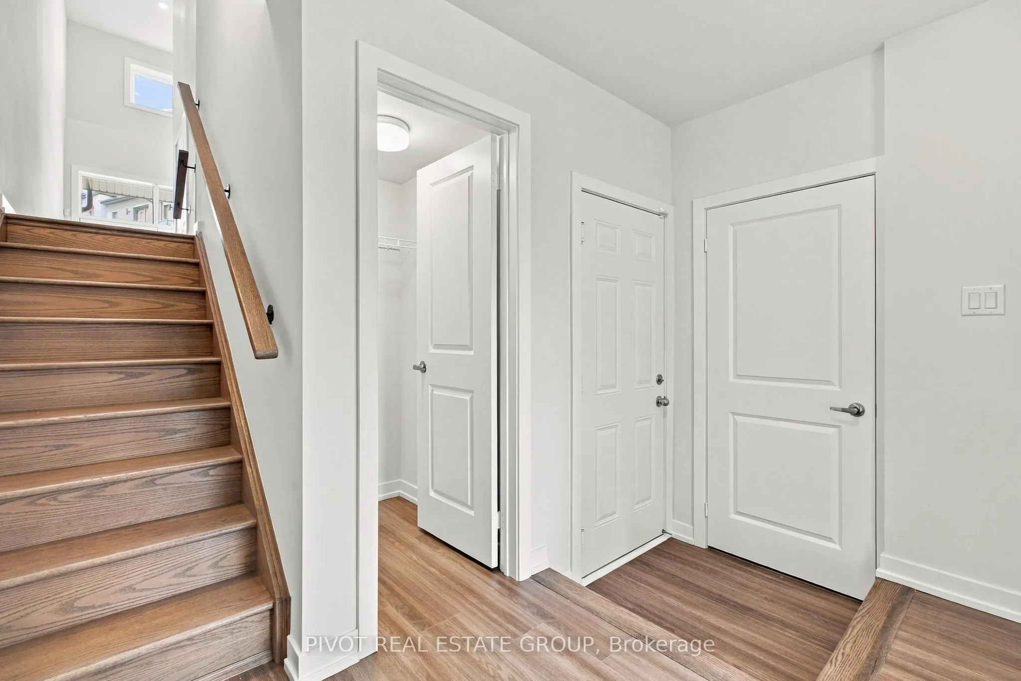 26 Observatory Way