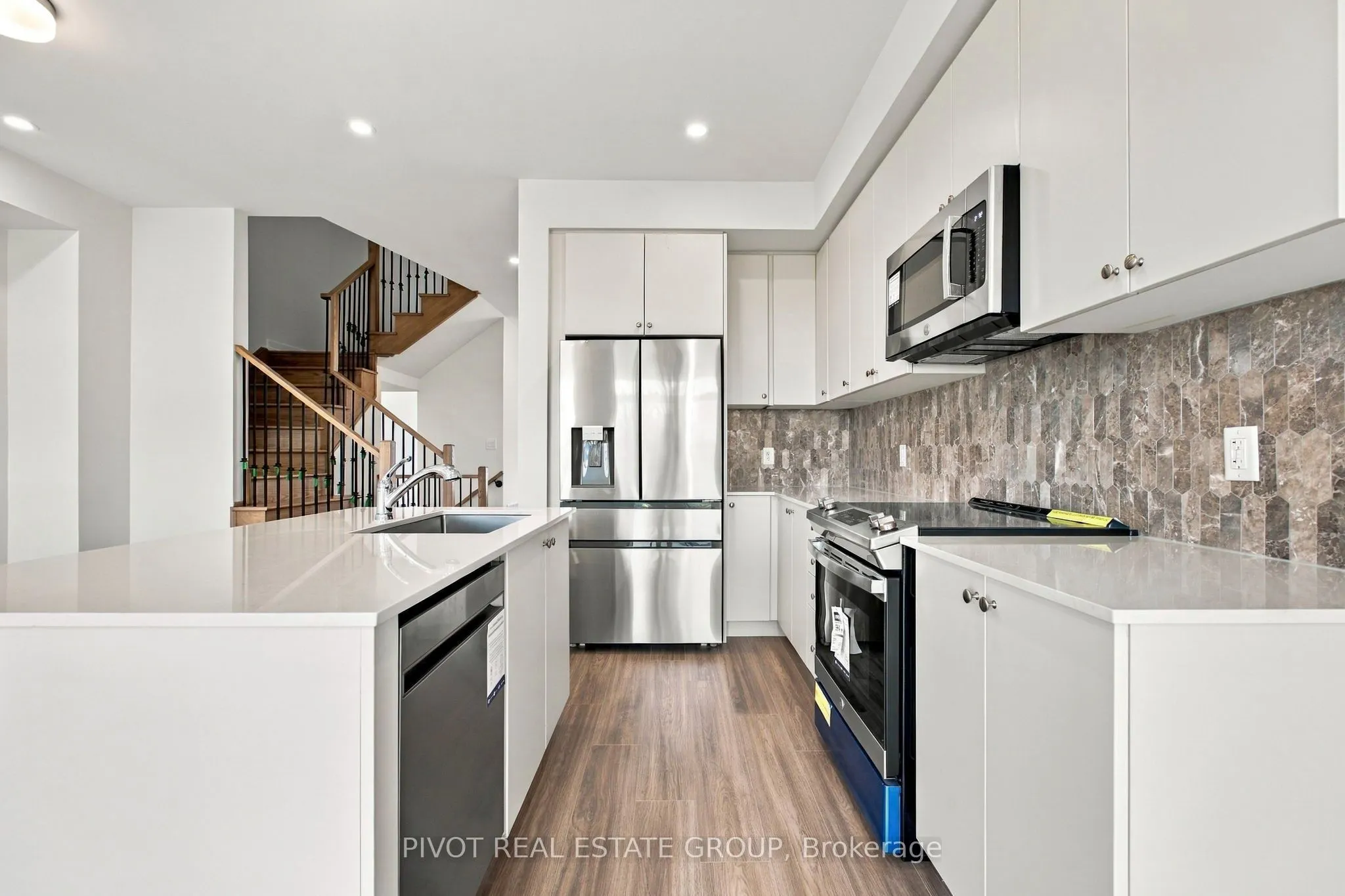 26 Observatory Way