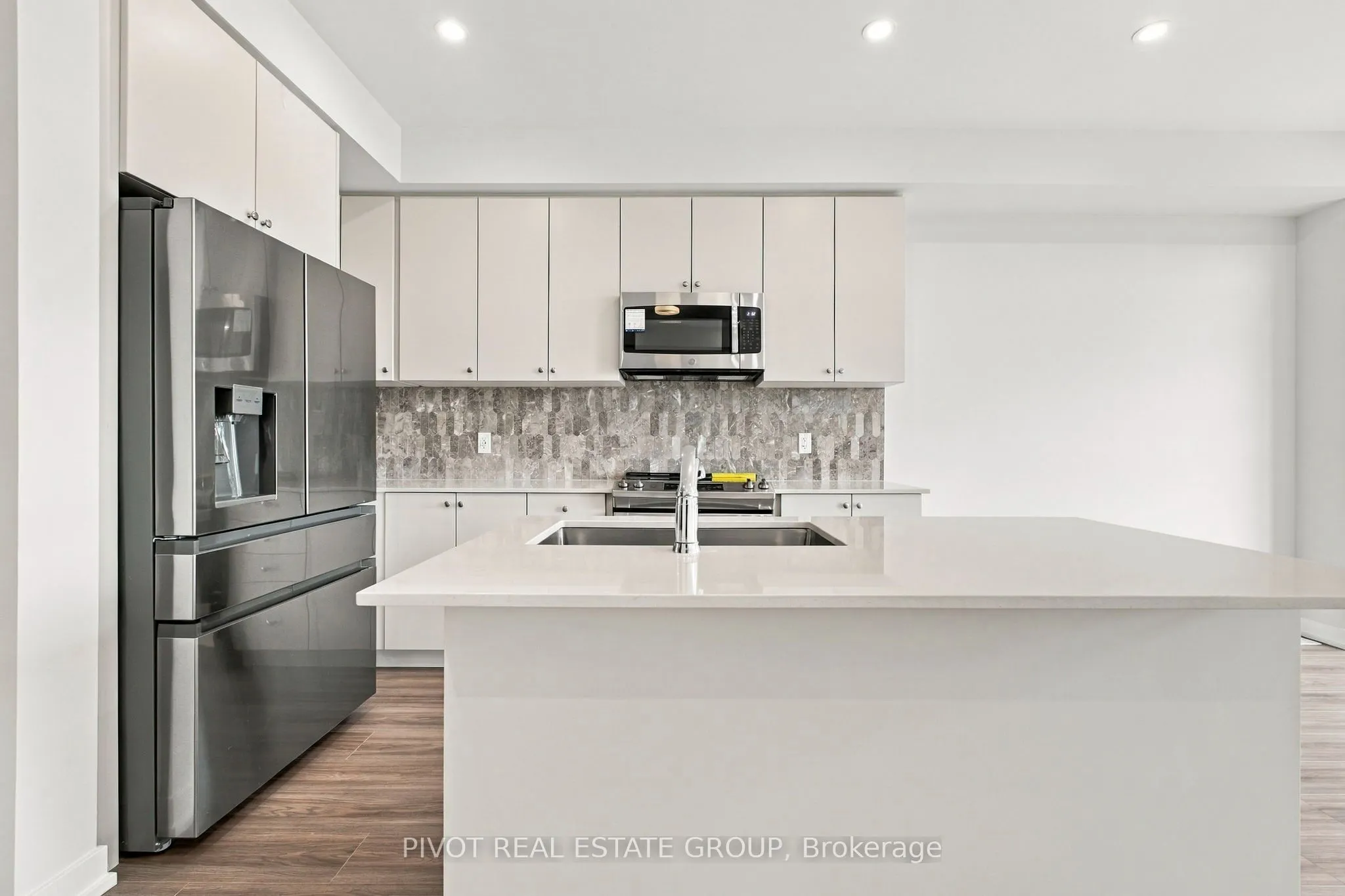 26 Observatory Way