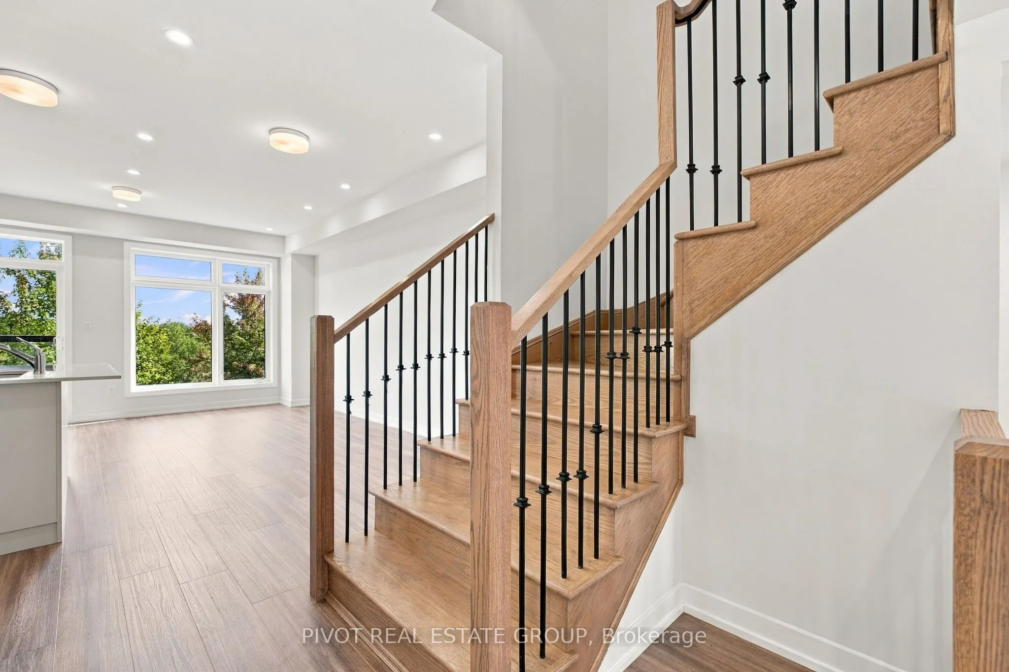 26 Observatory Way