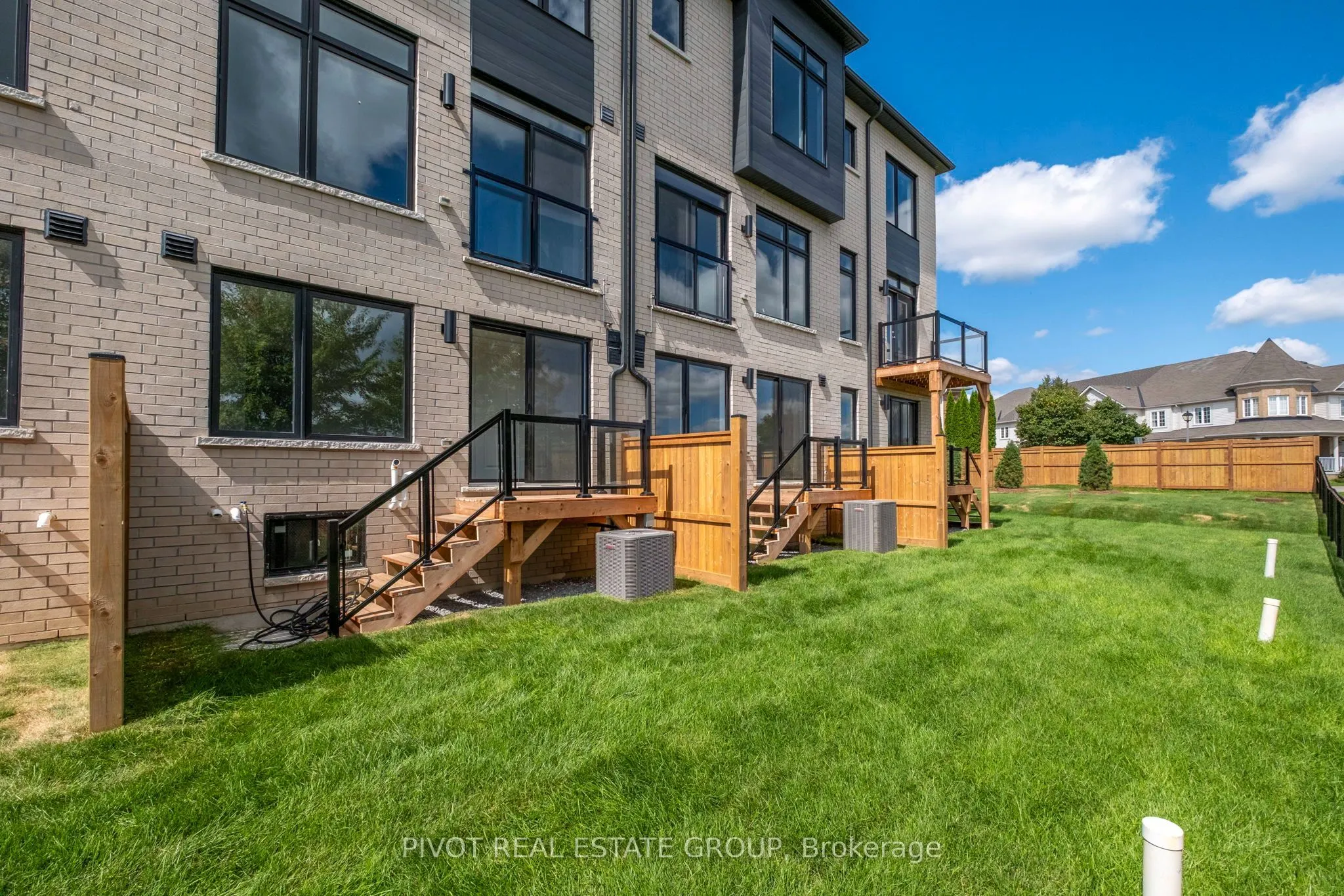 26 Observatory Way
