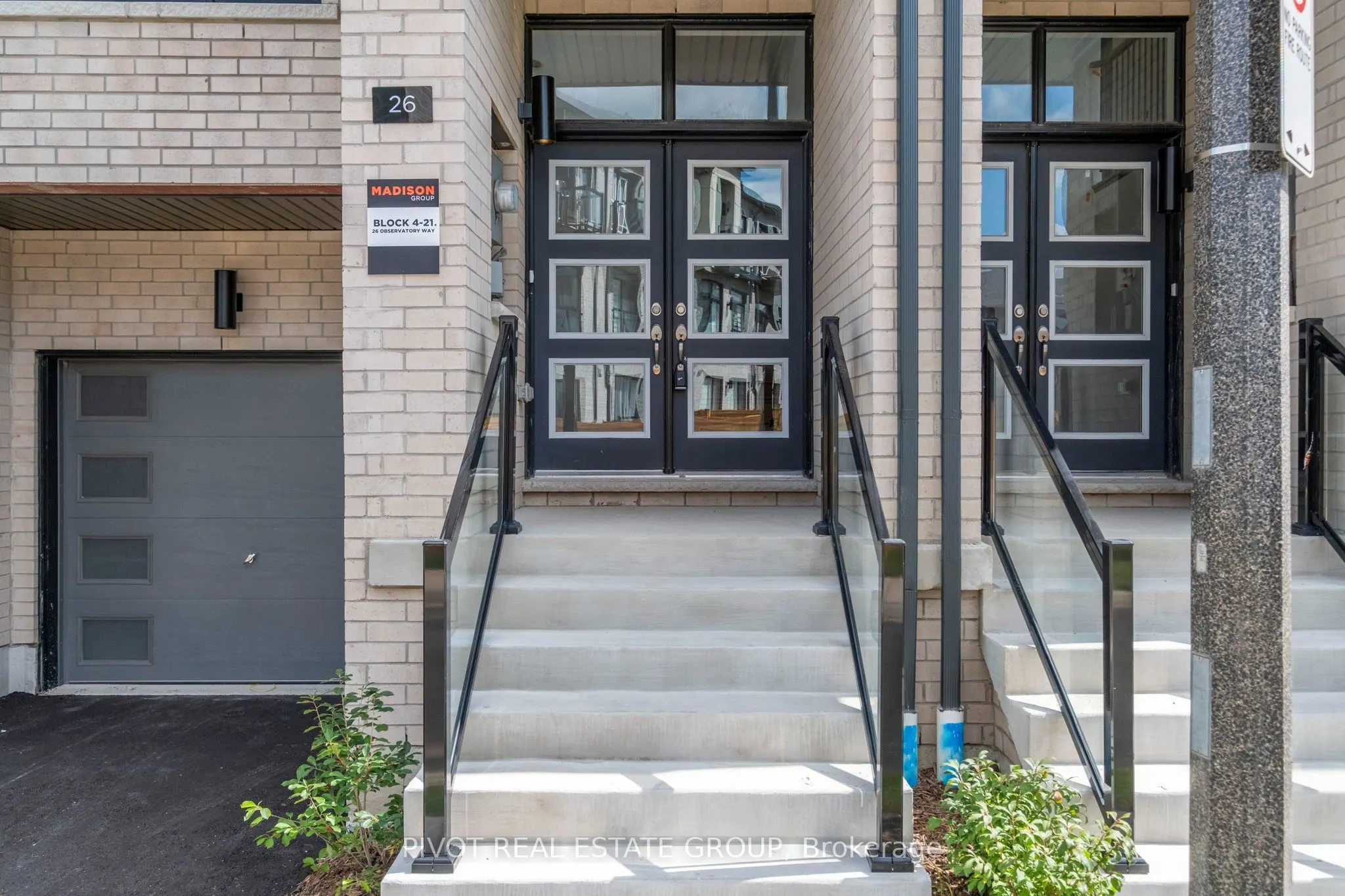 26 Observatory Way
