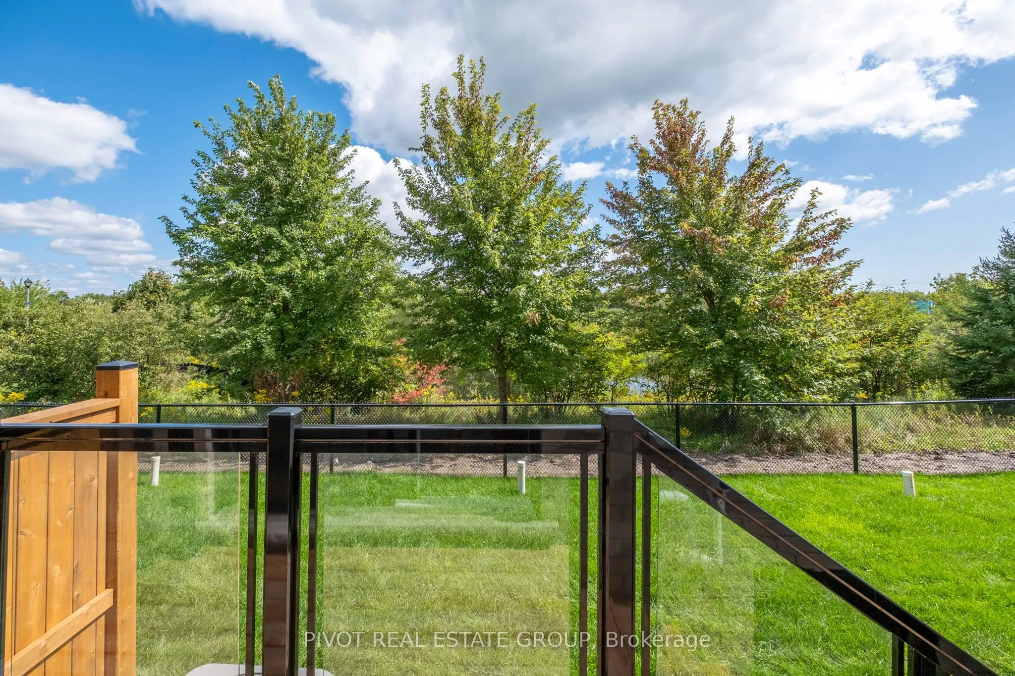 26 Observatory Way