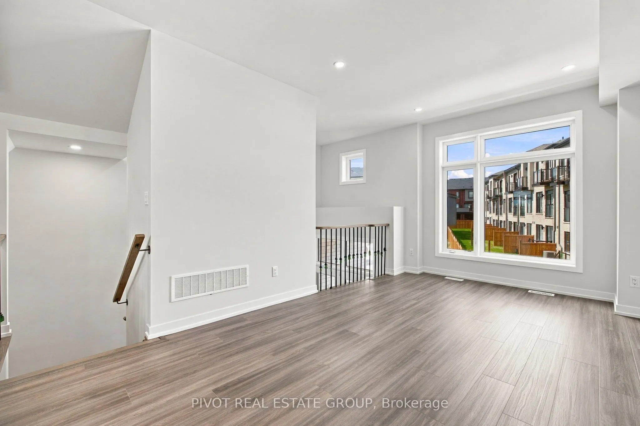 26 Observatory Way