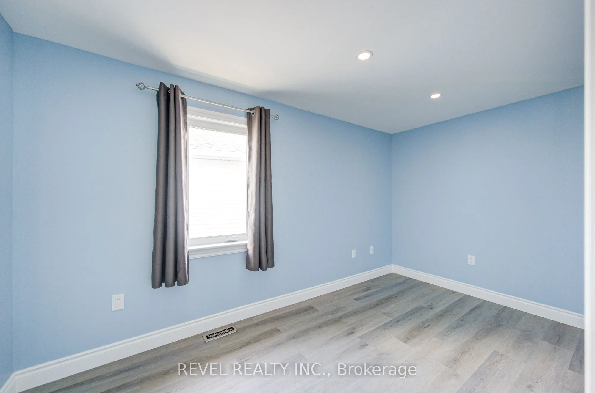 2141 Theoden Court