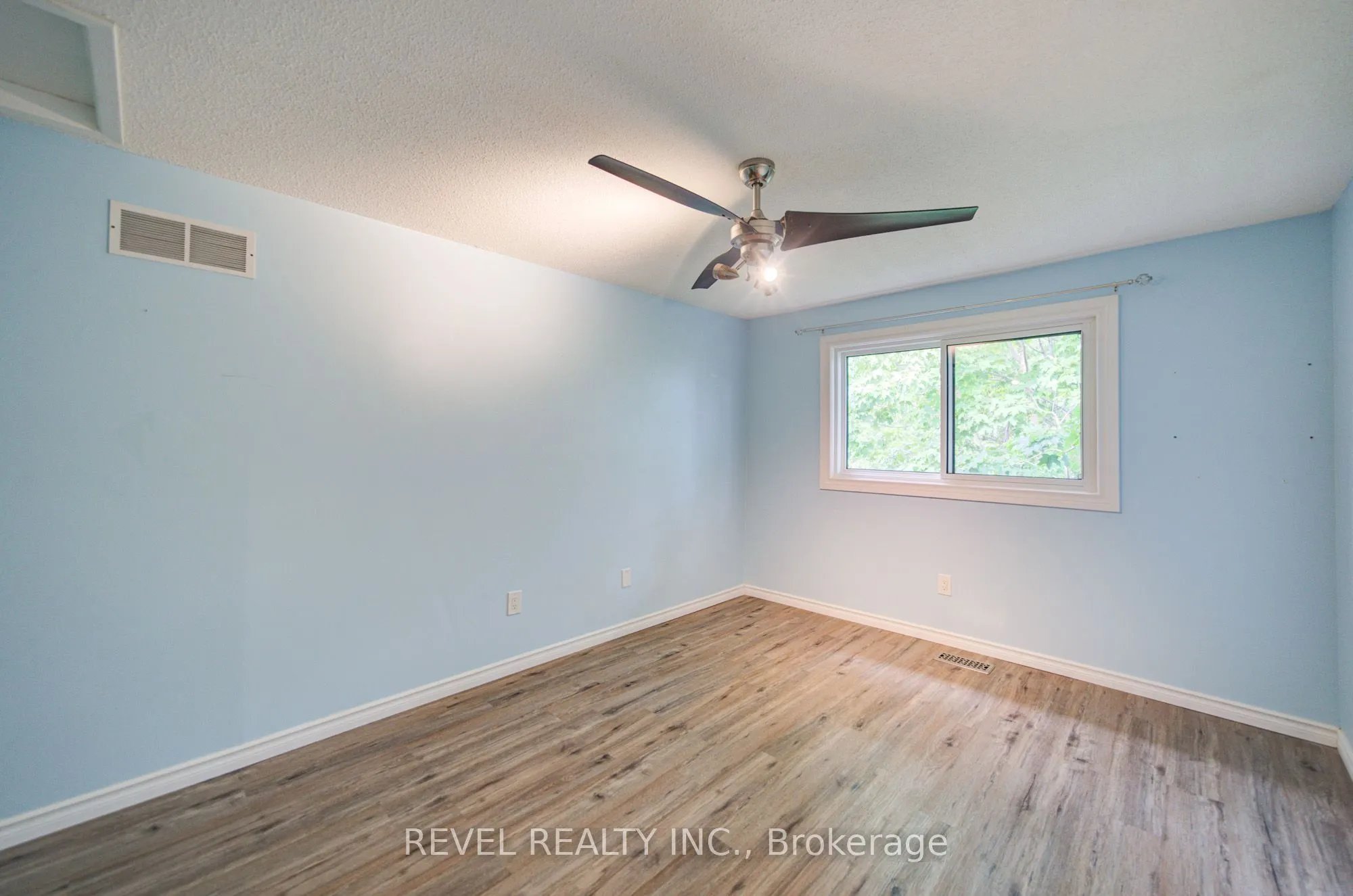 2141 Theoden Court