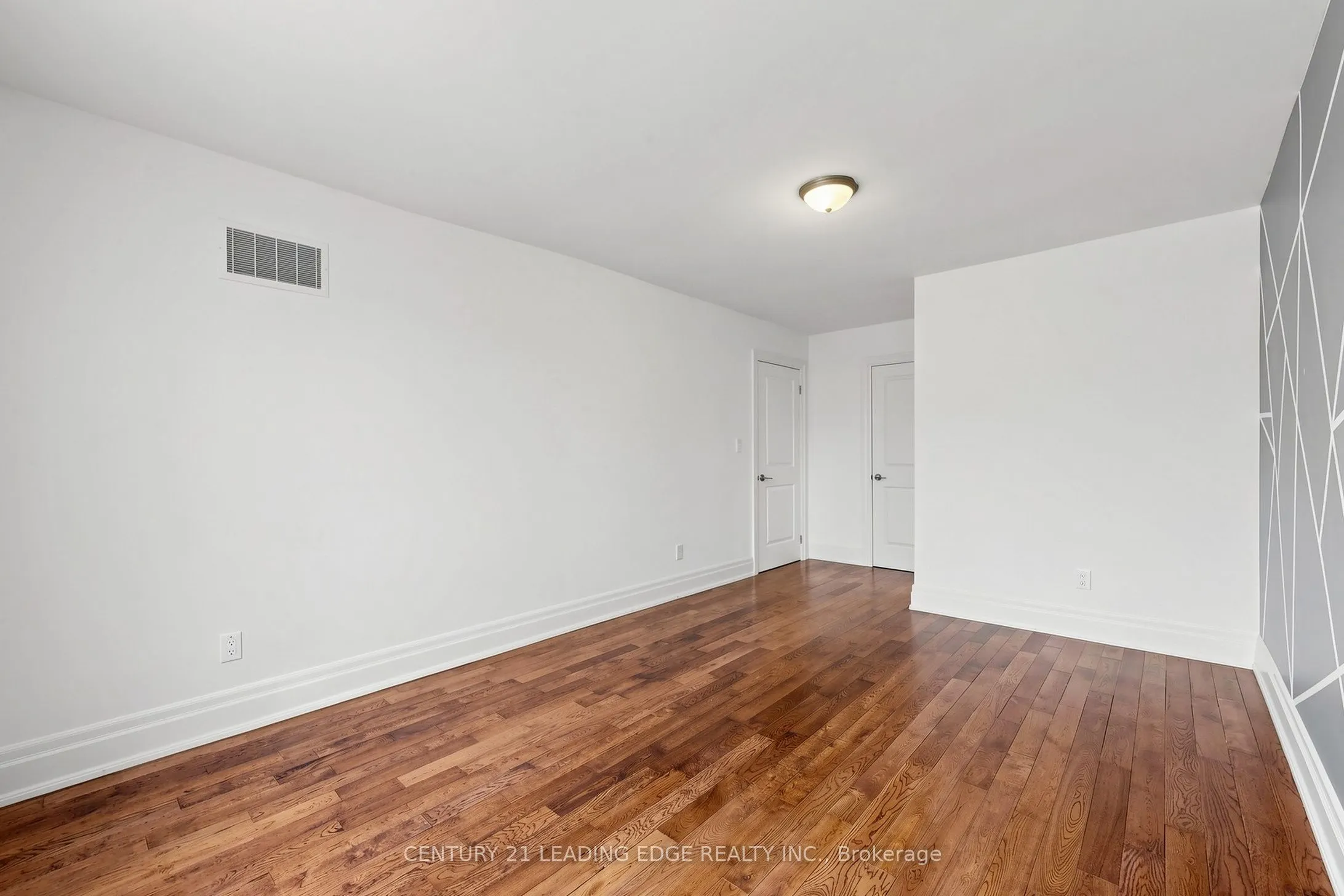 11 Bellvare Crescent