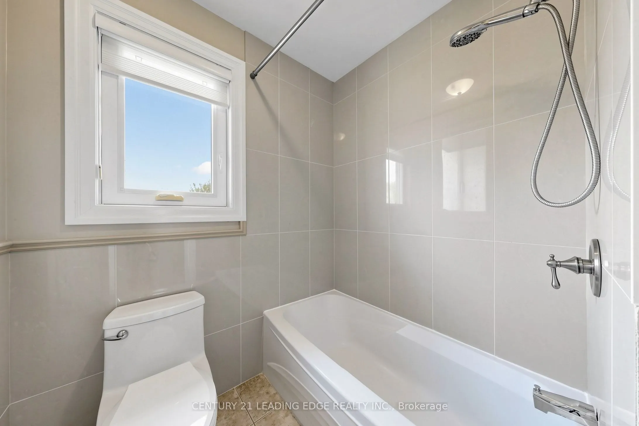 11 Bellvare Crescent