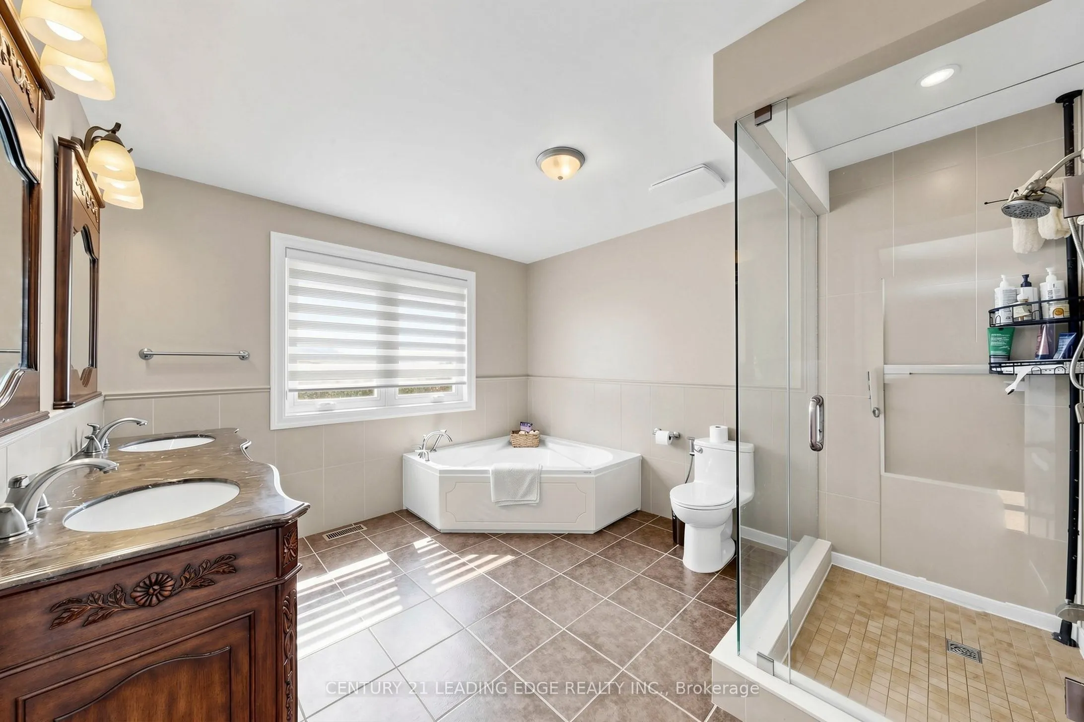 11 Bellvare Crescent