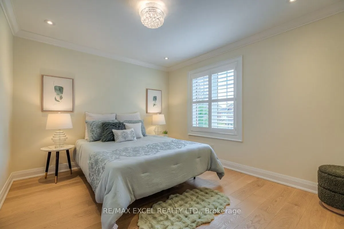 32 Grapevine Circle