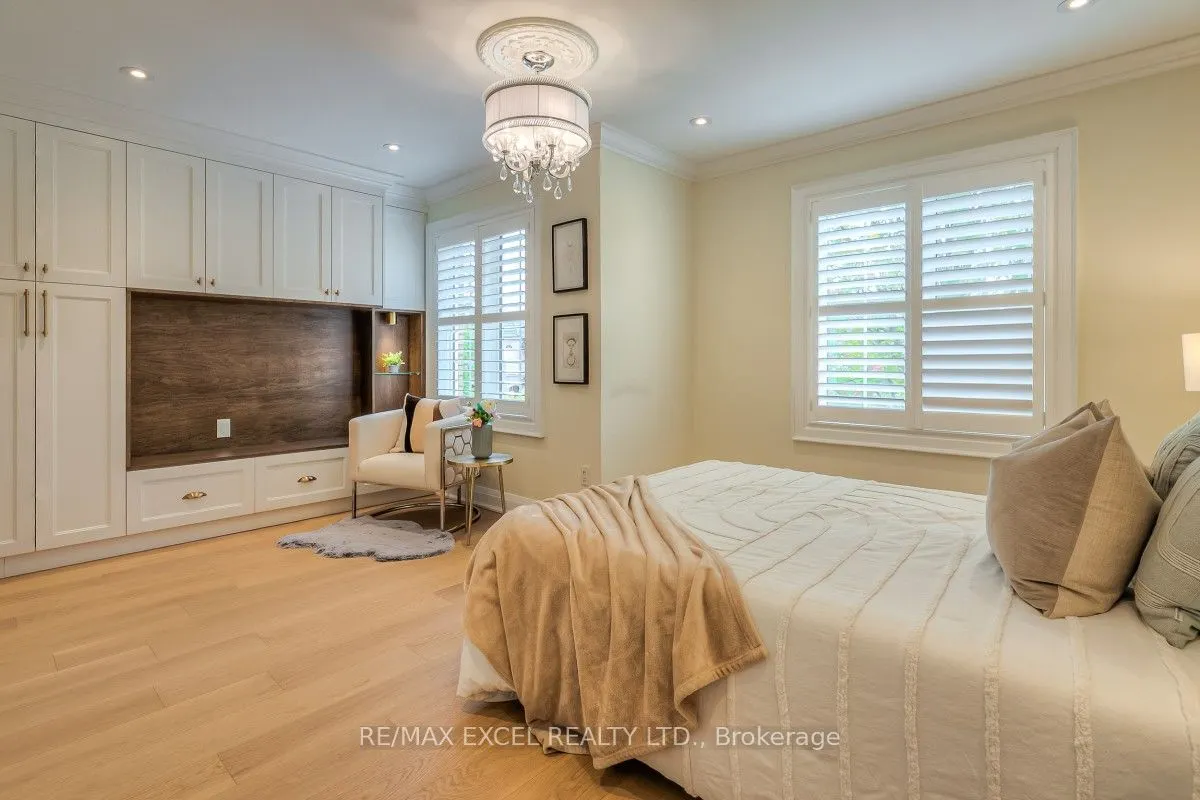 32 Grapevine Circle