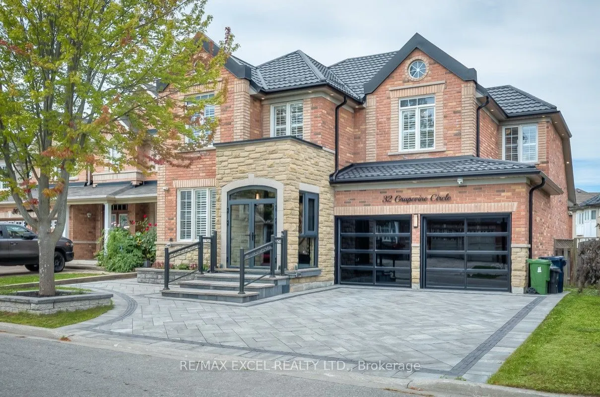 32 Grapevine Circle