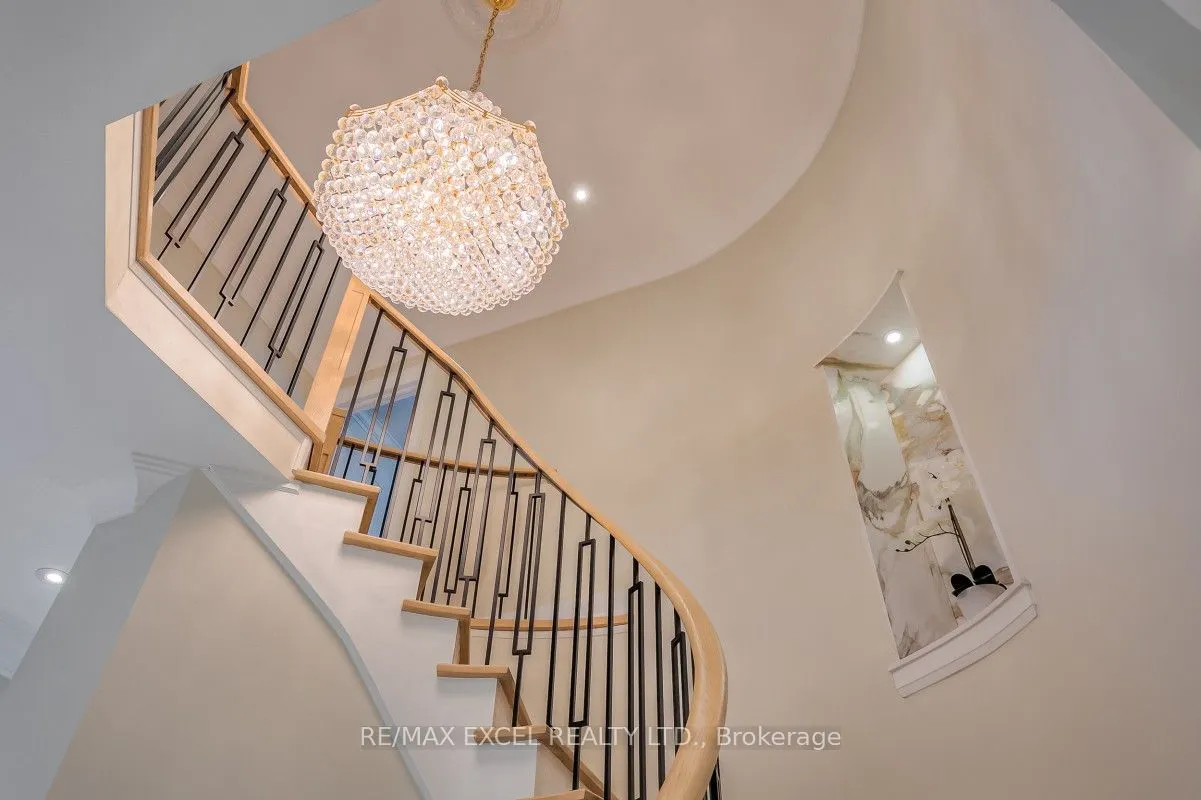 32 Grapevine Circle