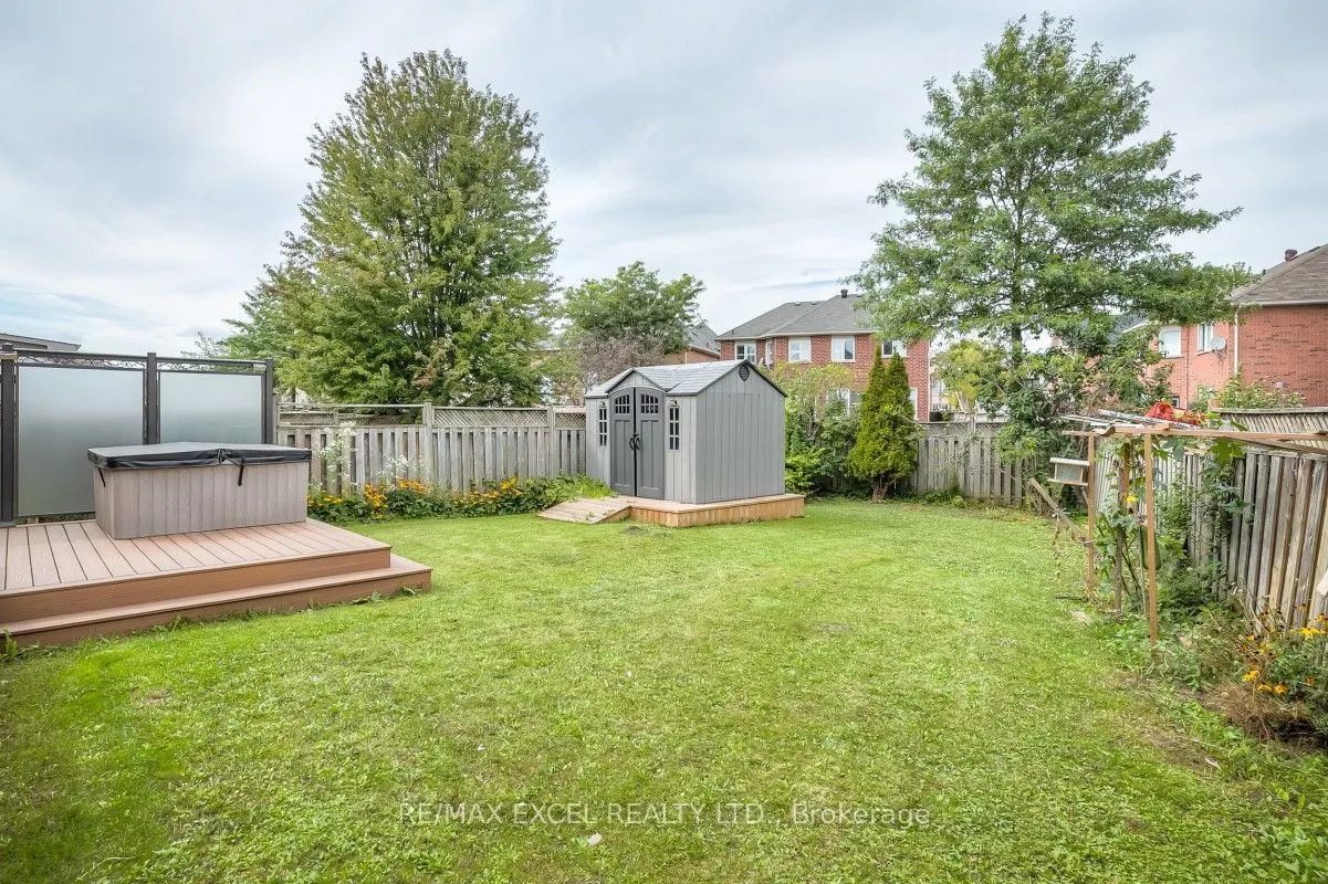 32 Grapevine Circle