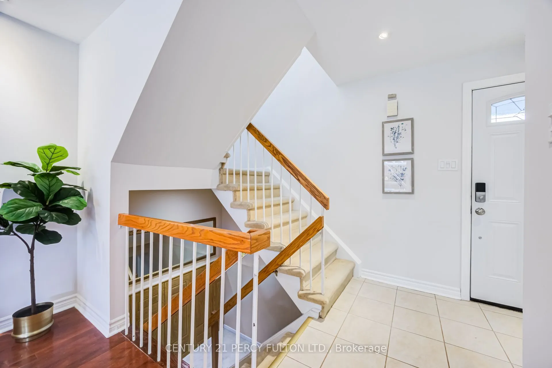 608 Beckworth Square