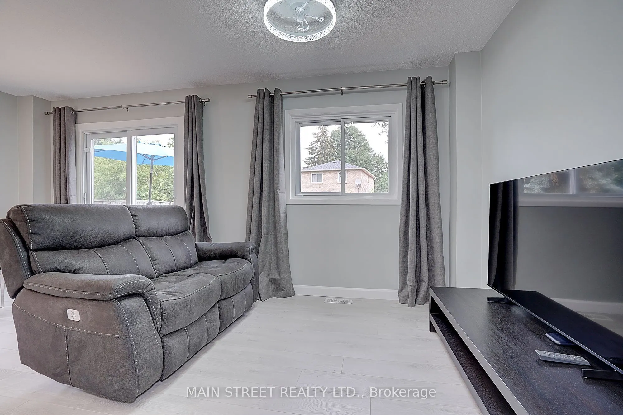 59 Stockbridge Crescent