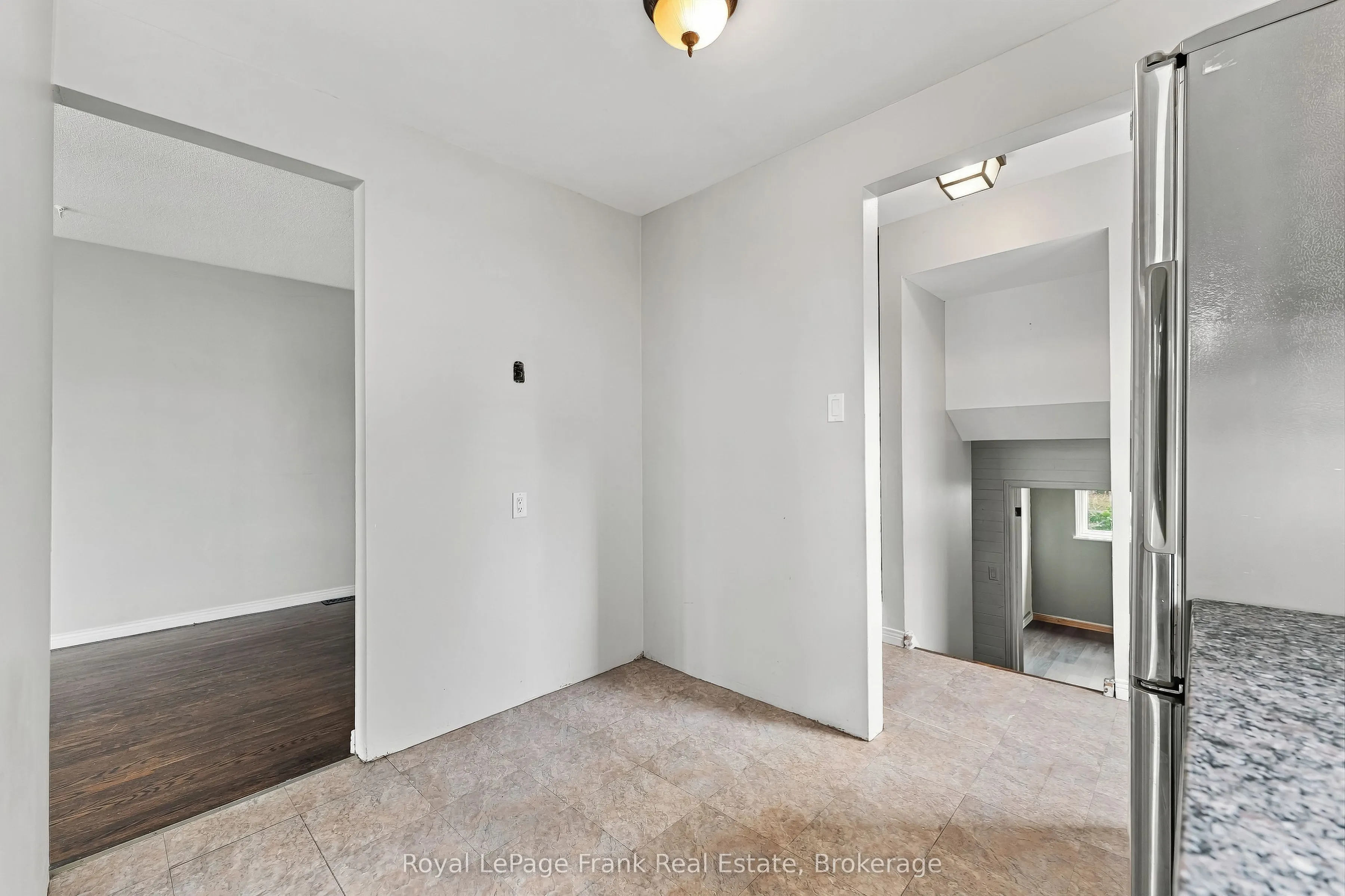 1317 Park Road S
