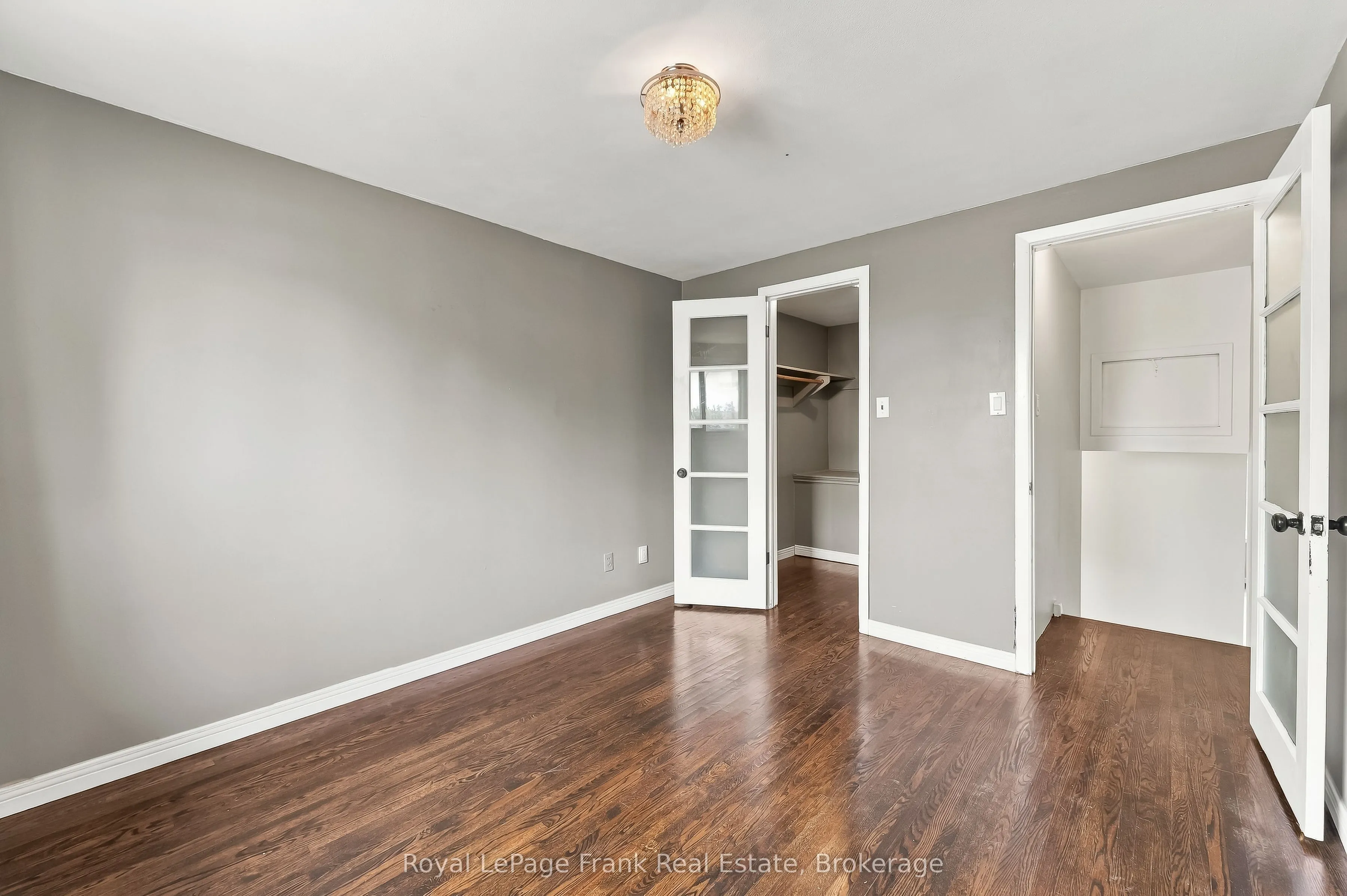 1317 Park Road S