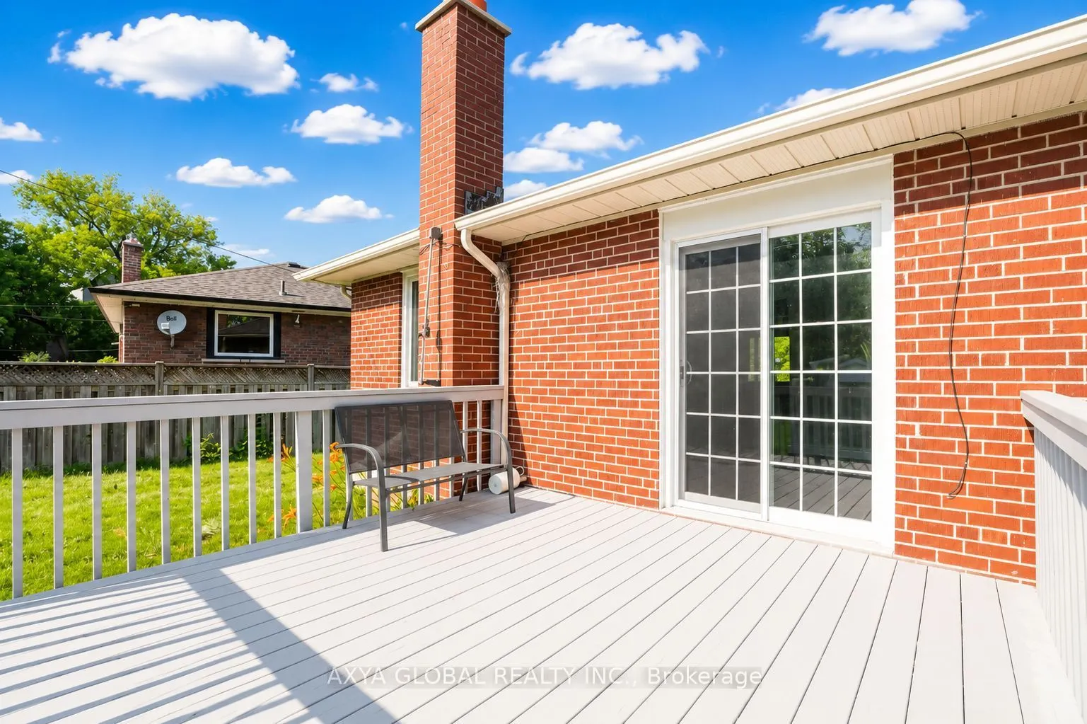 1202 Sun Valley Court W