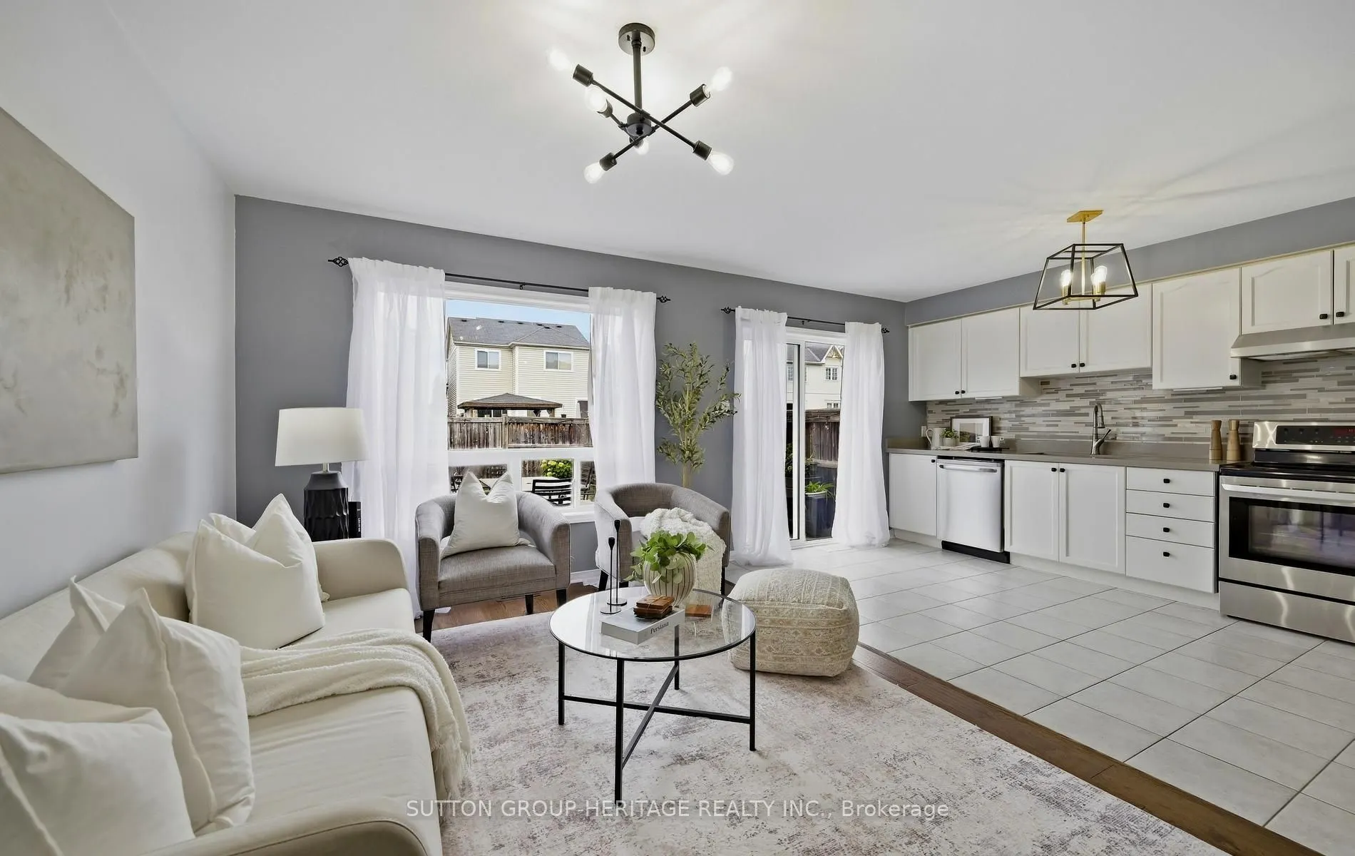 1431 Glaspell Crescent