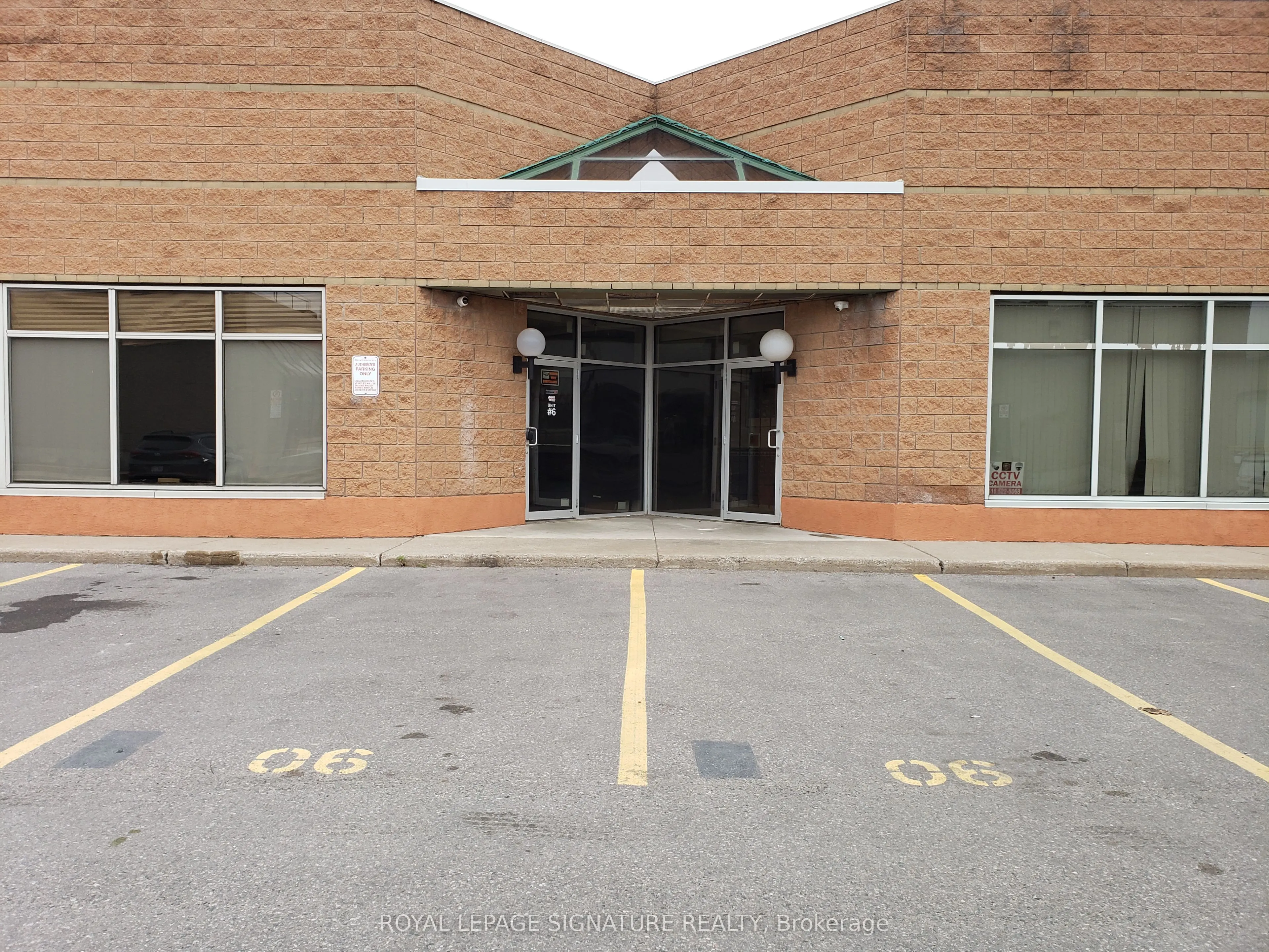 90 Ironside Crescent #6