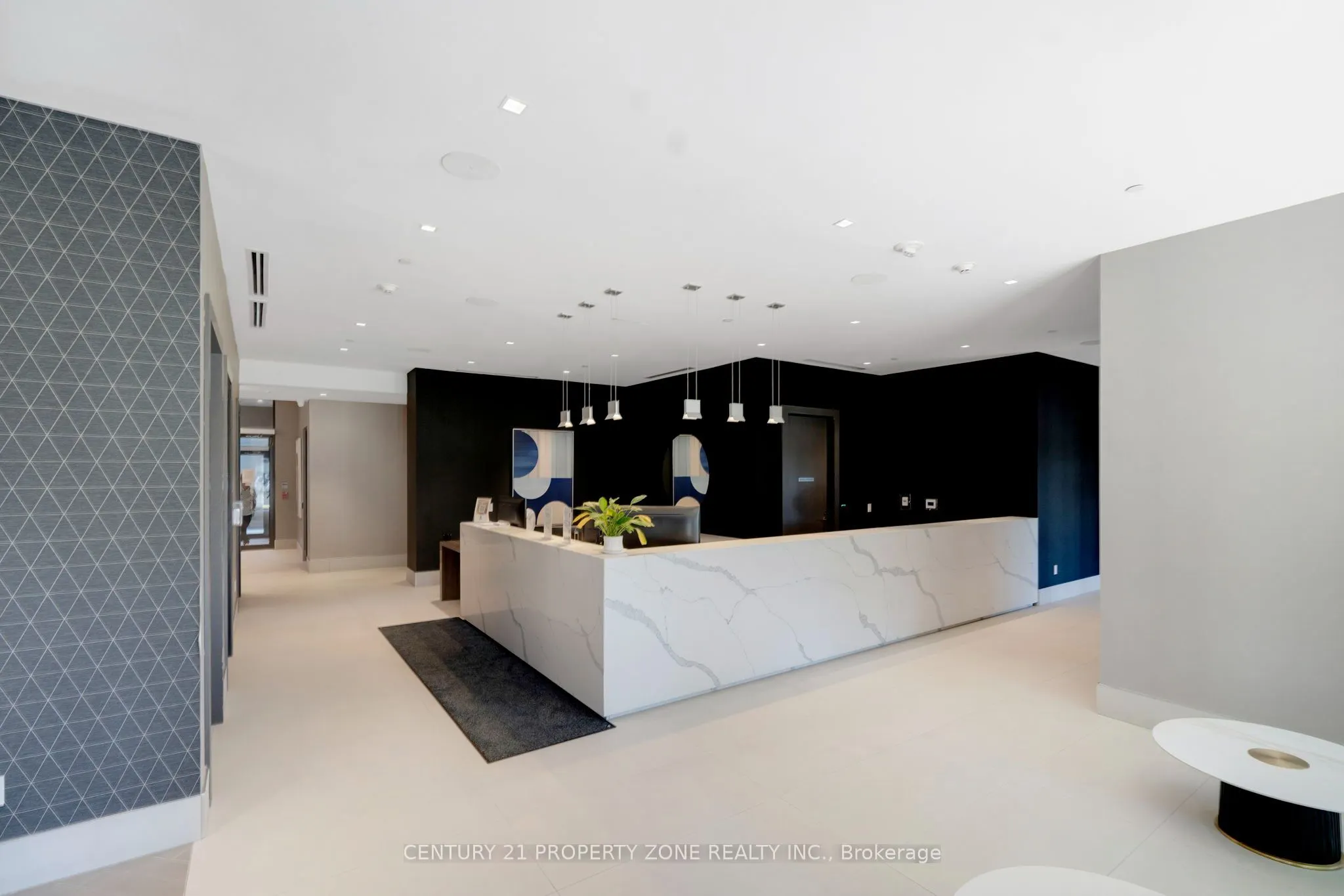 2550 Simcoe Street N #1015