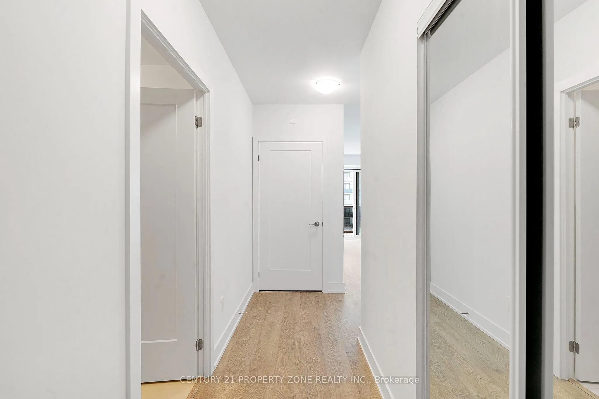 2550 Simcoe Street N #1015