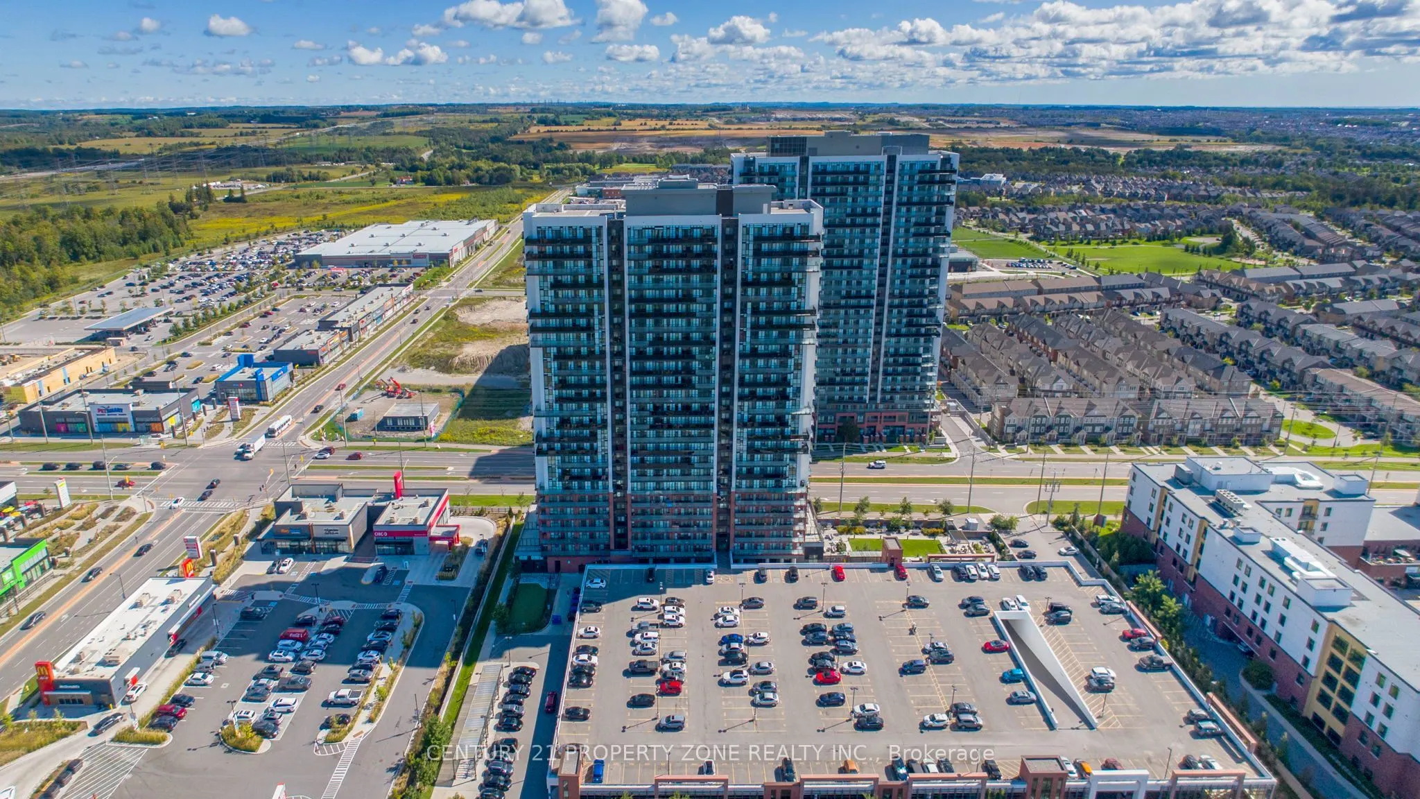 2550 Simcoe Street N #1015