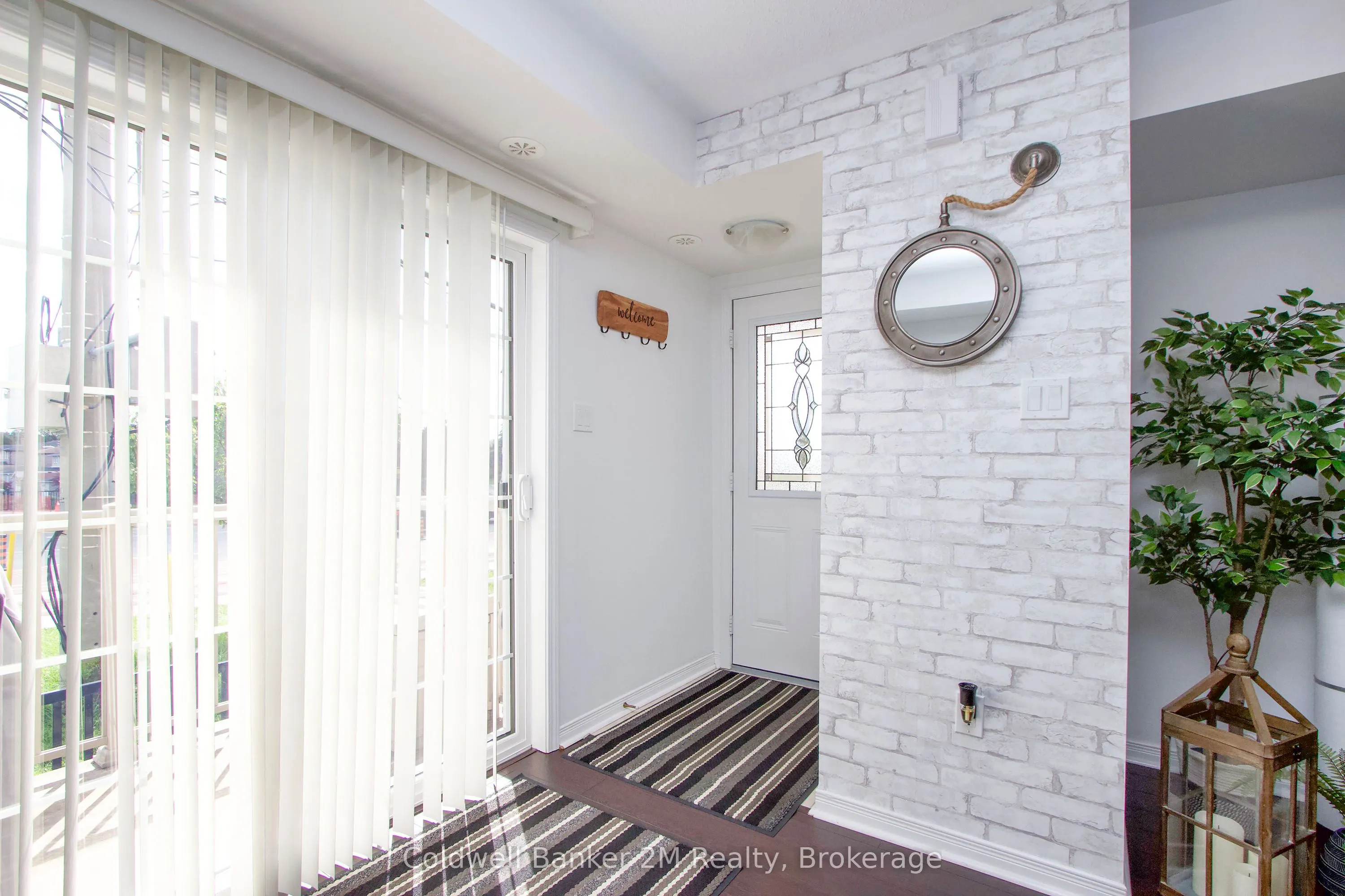 164 Kingston Road W #18