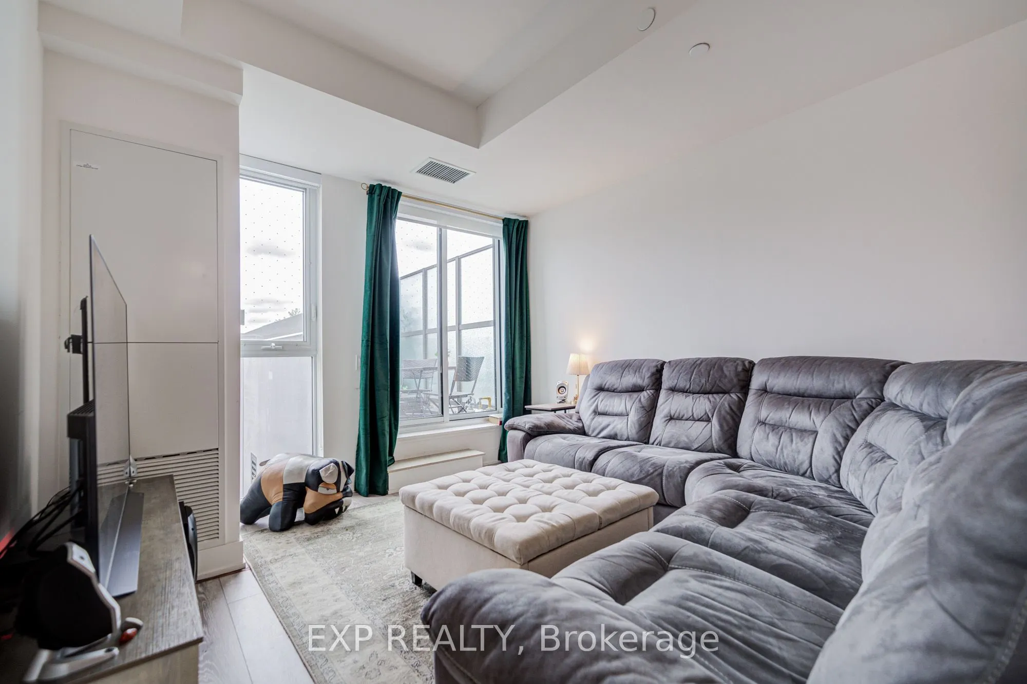 1285 Queen Street E #211