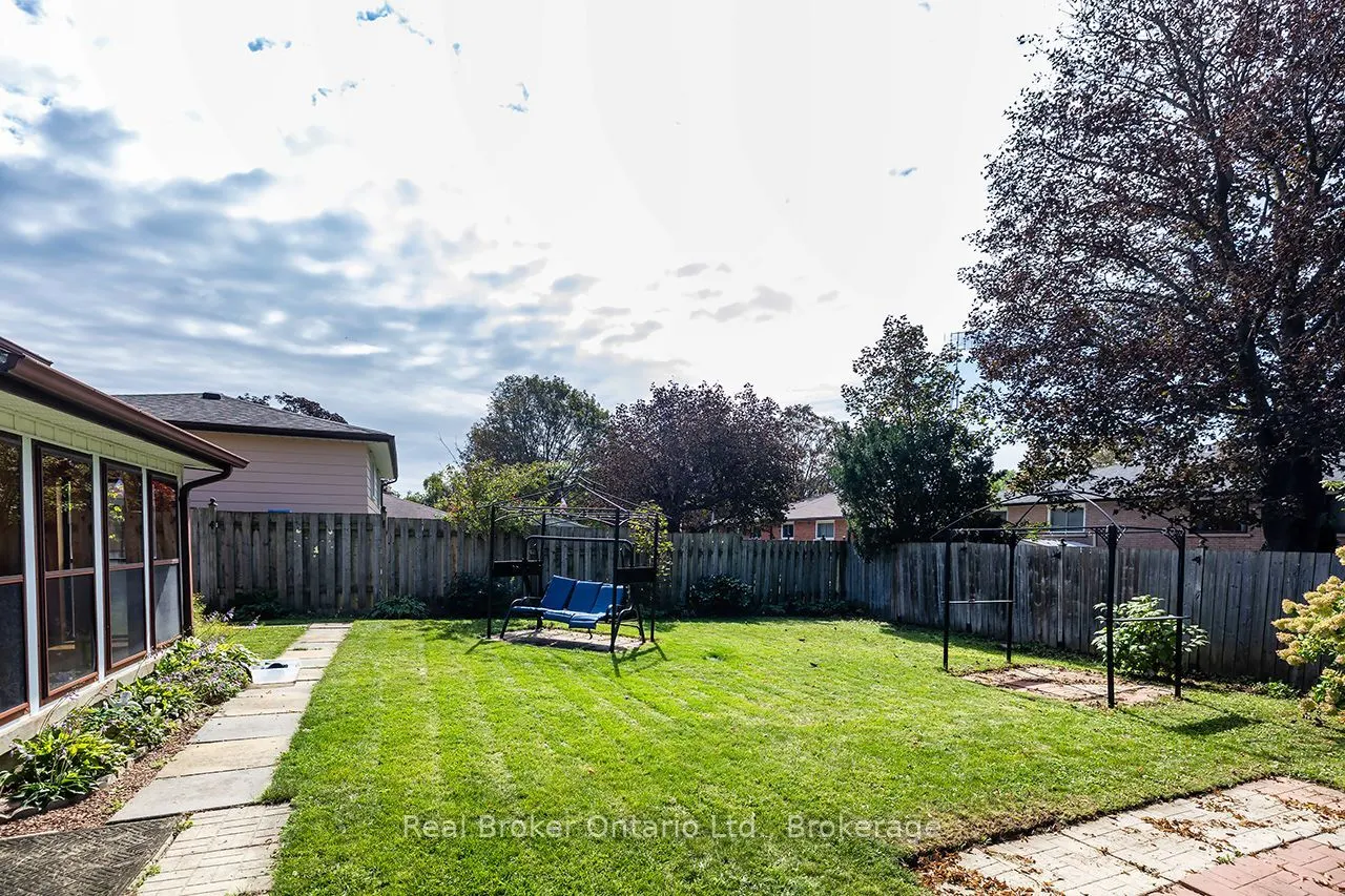 32 Strike Avenue