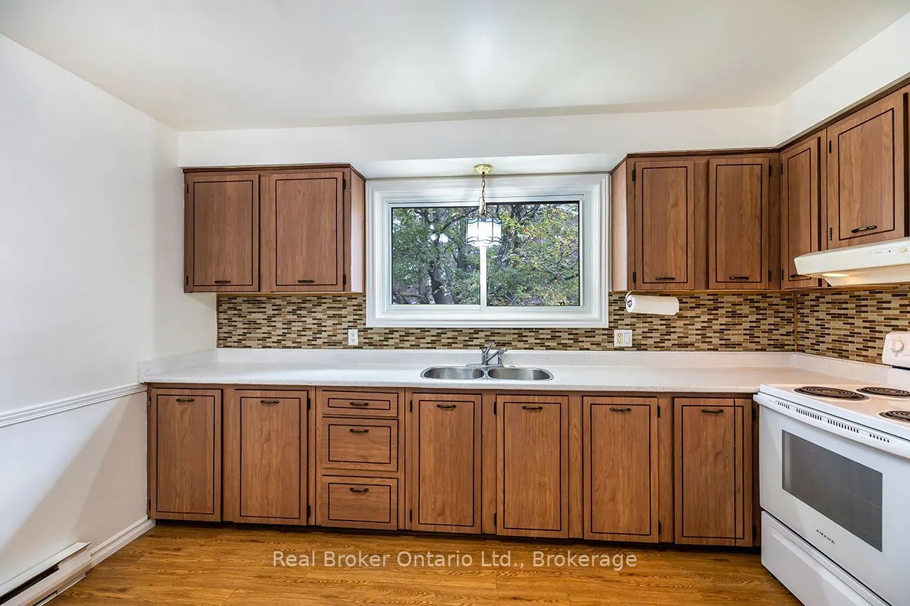 32 Strike Avenue