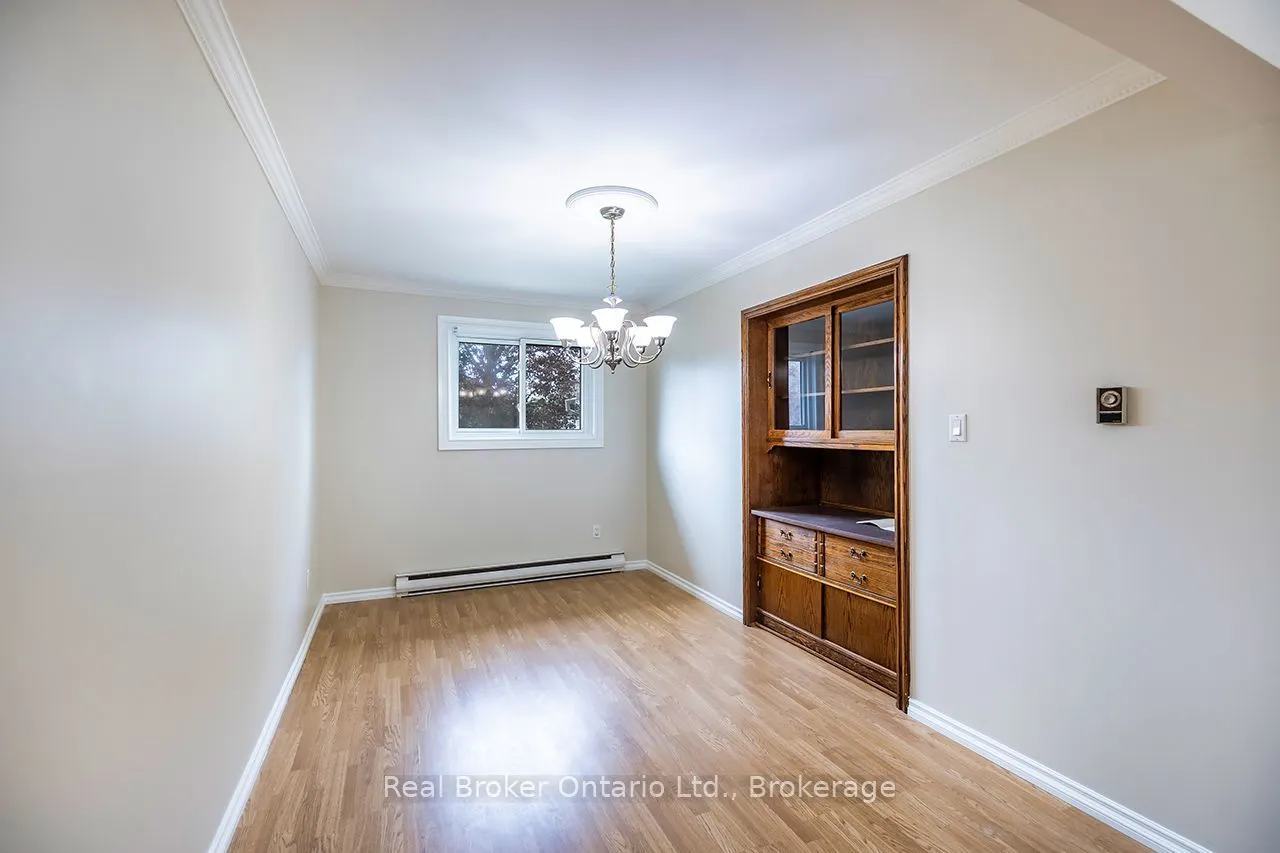 32 Strike Avenue