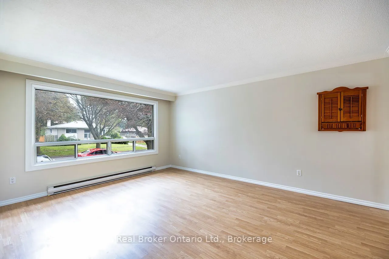 32 Strike Avenue