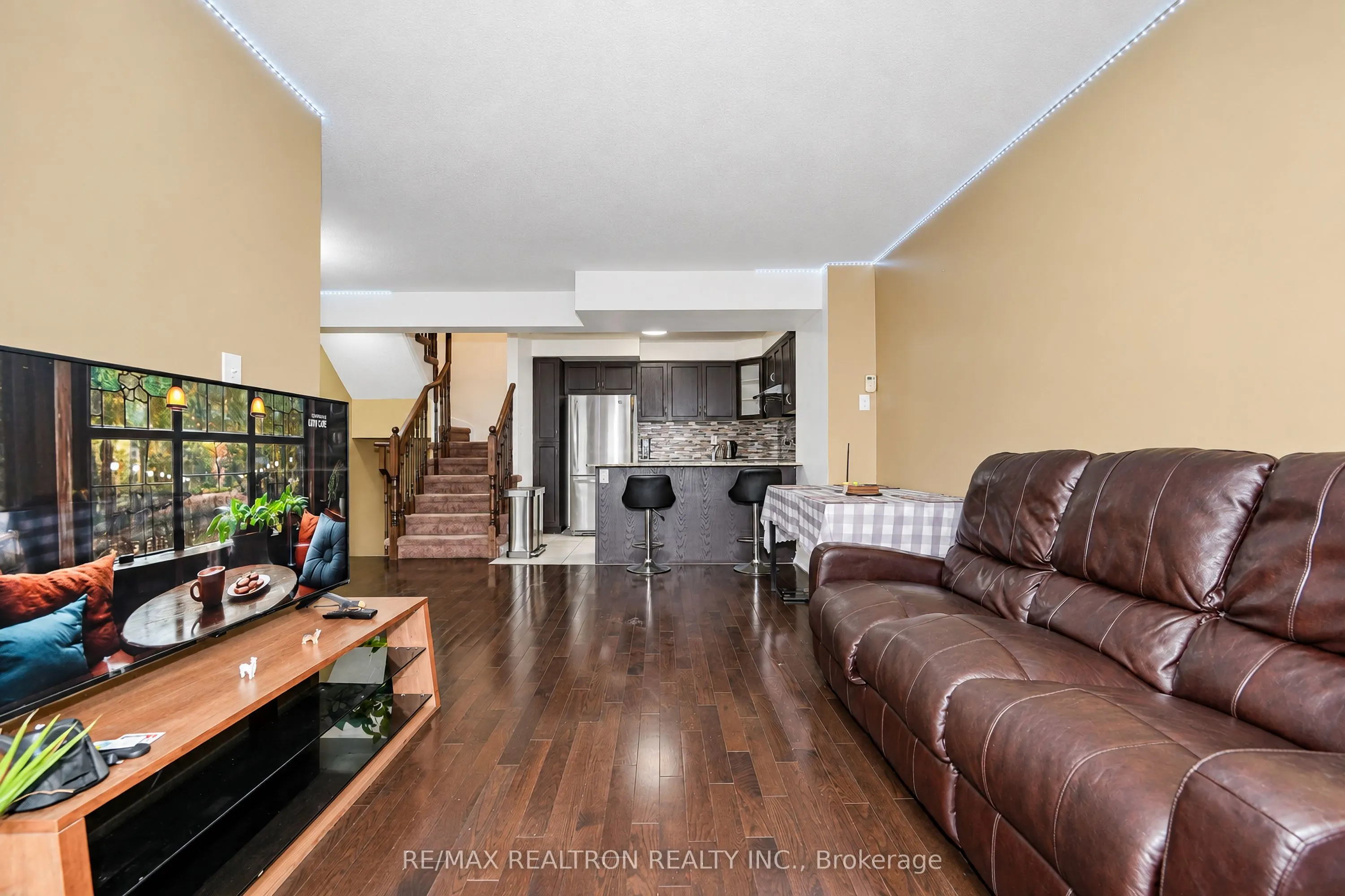 15 Blunden Road