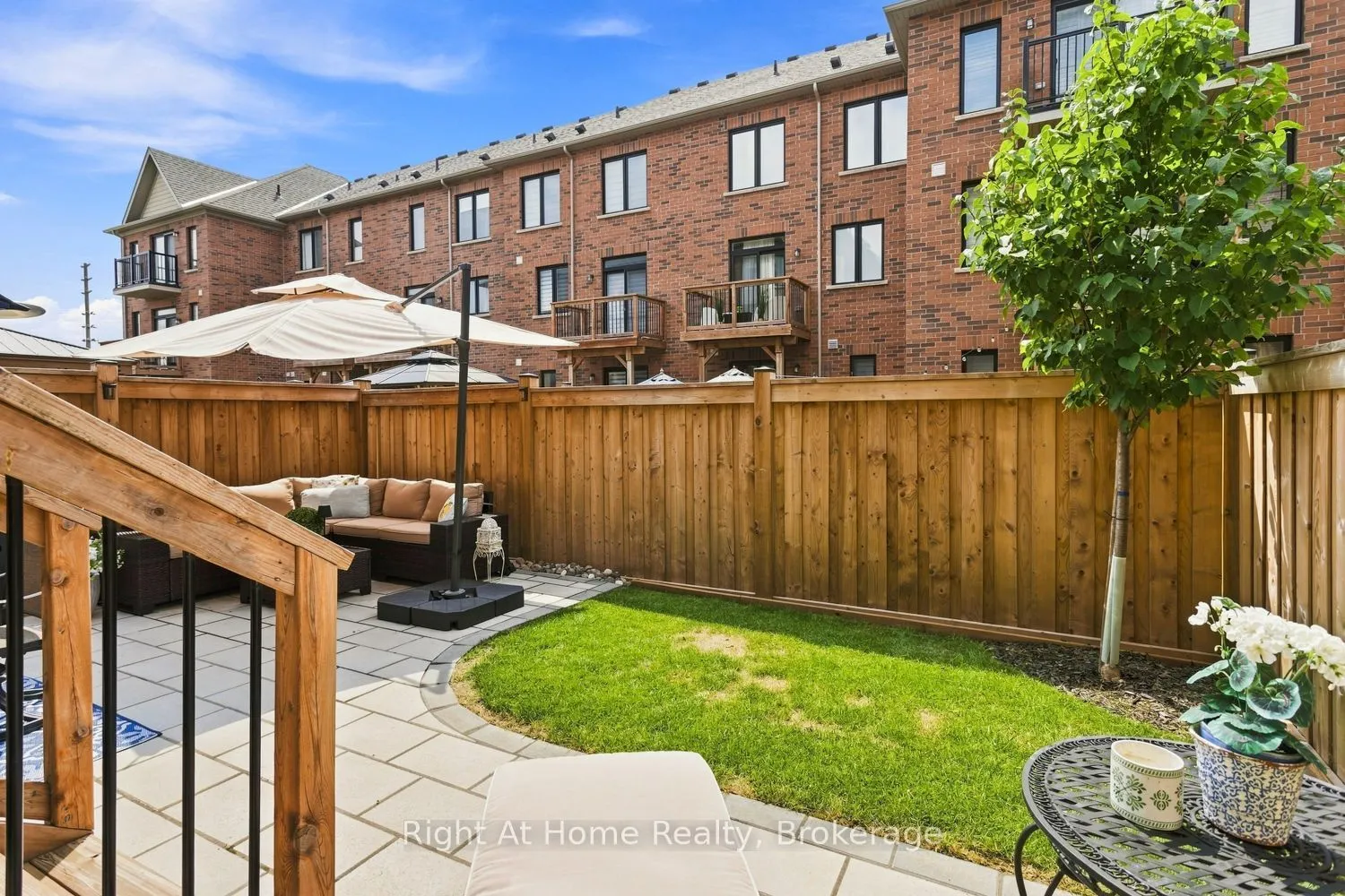 89 Elkington Crescent