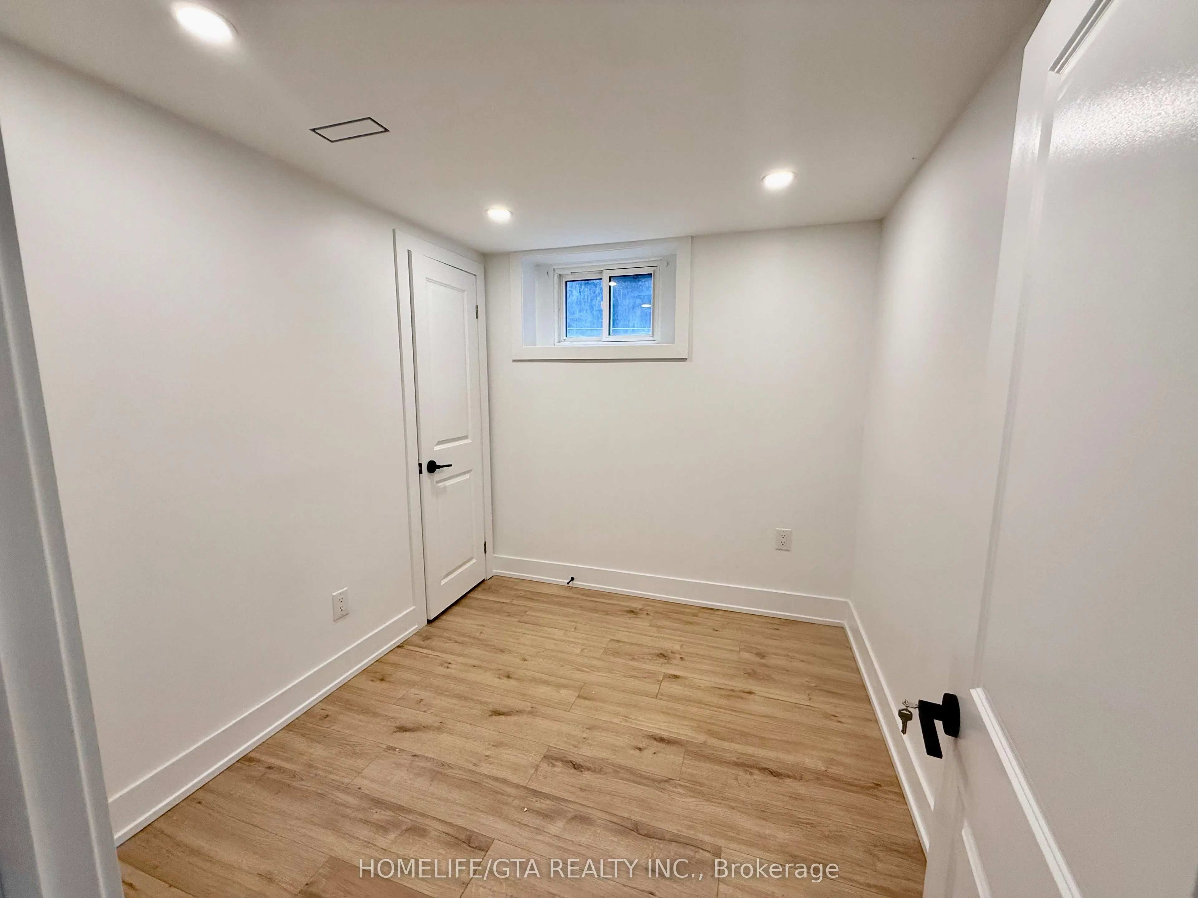 14 Heatherwood Road