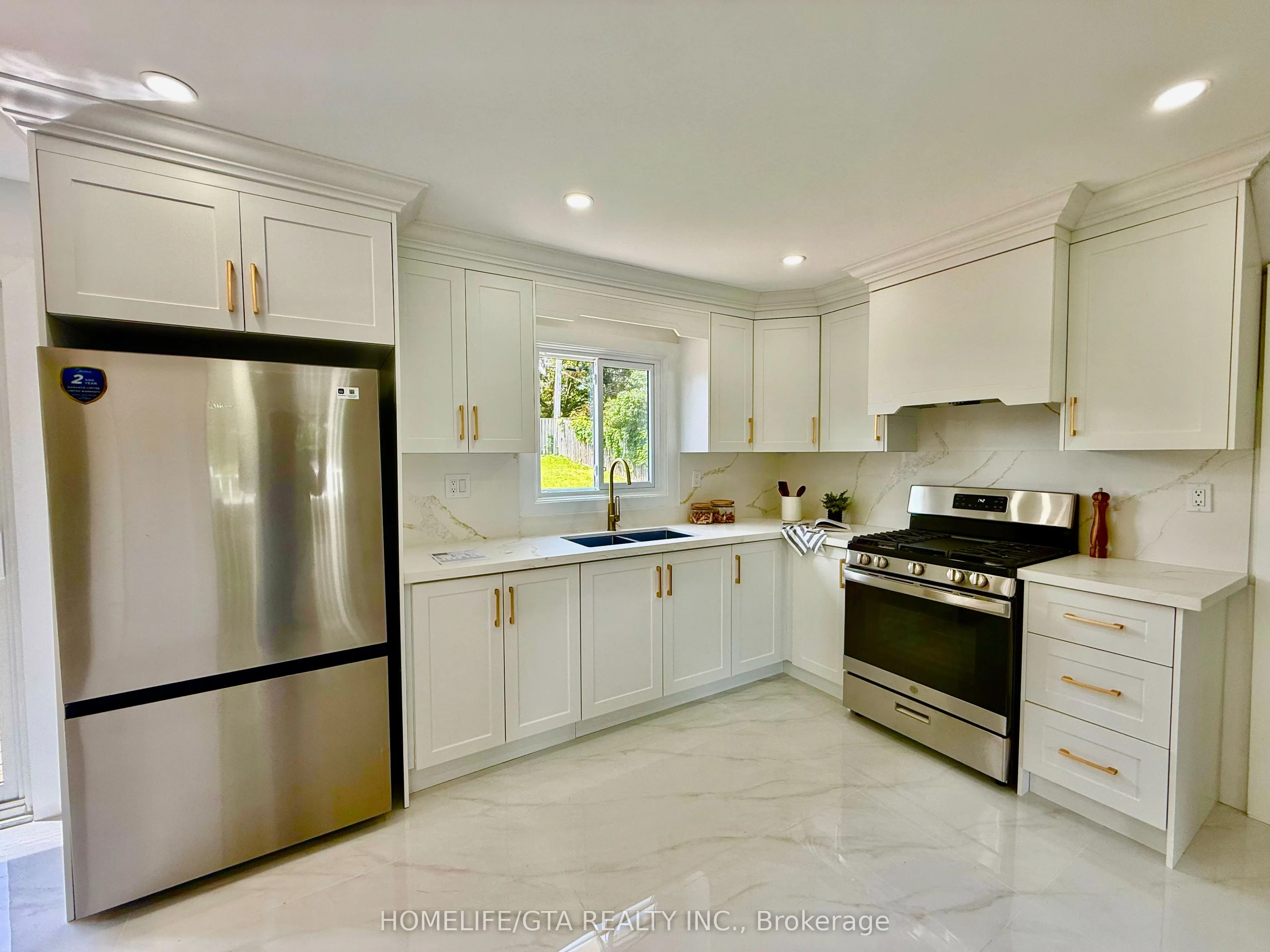 14 Heatherwood Road