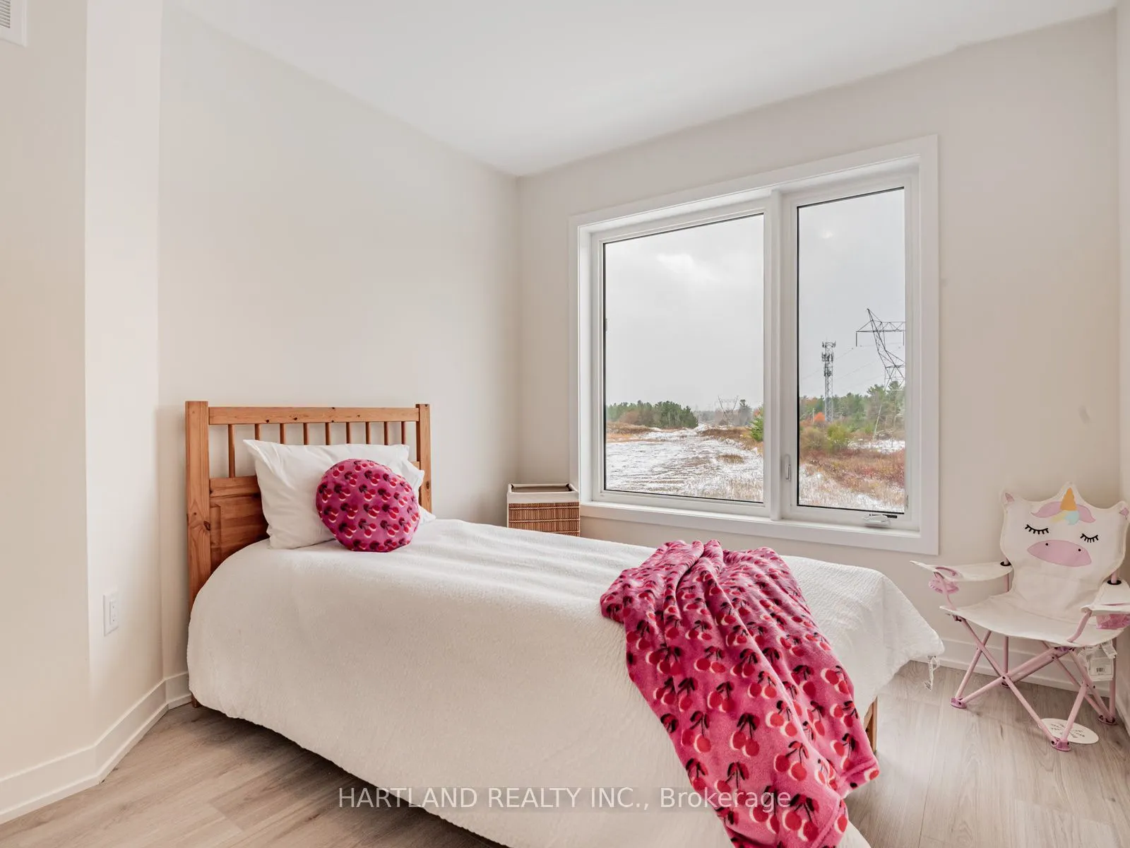 1695 Dersan Street #104